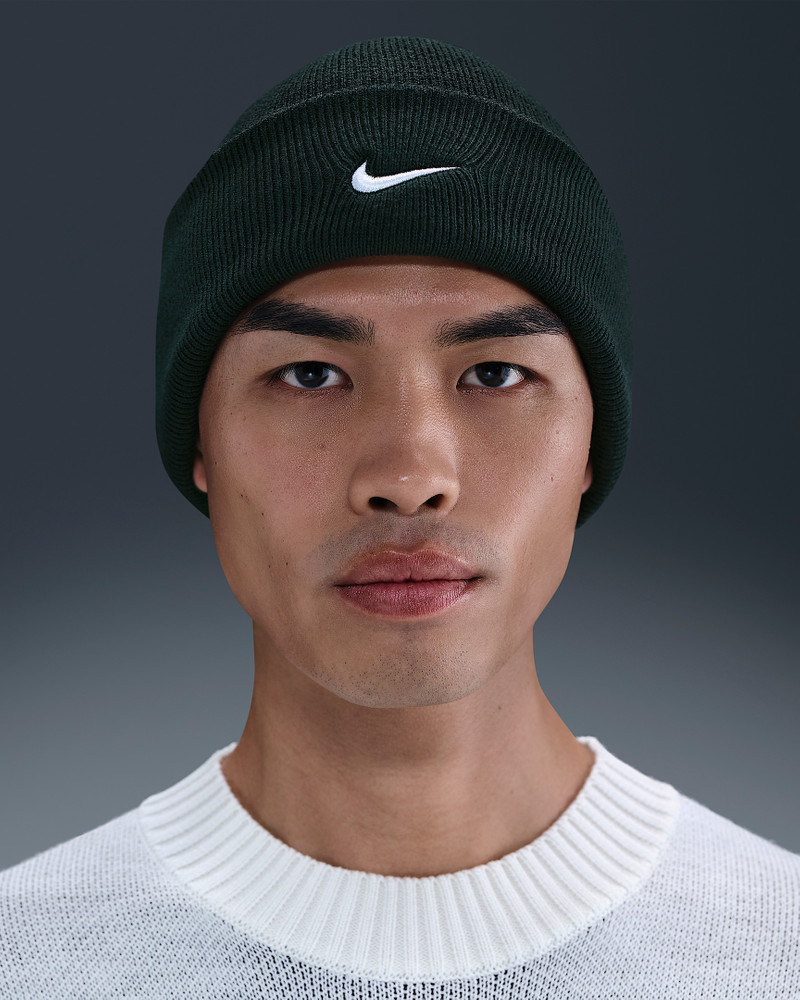 Nike Peak Swoosh Beanie 3