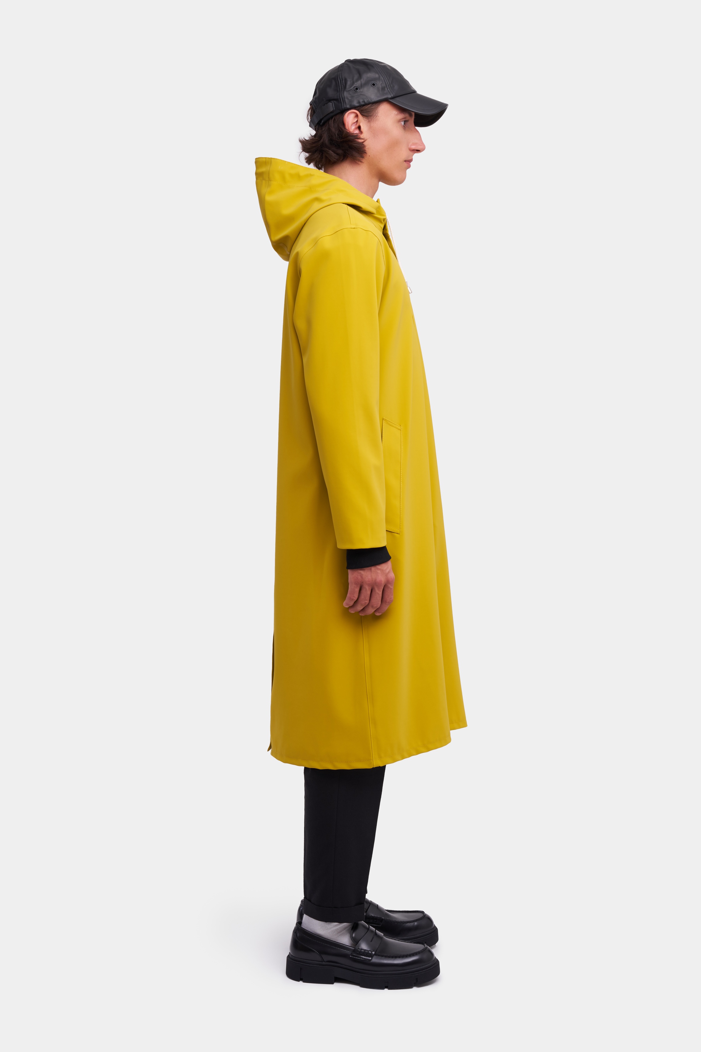 Stockholm Long Matte Raincoat Gold - 3