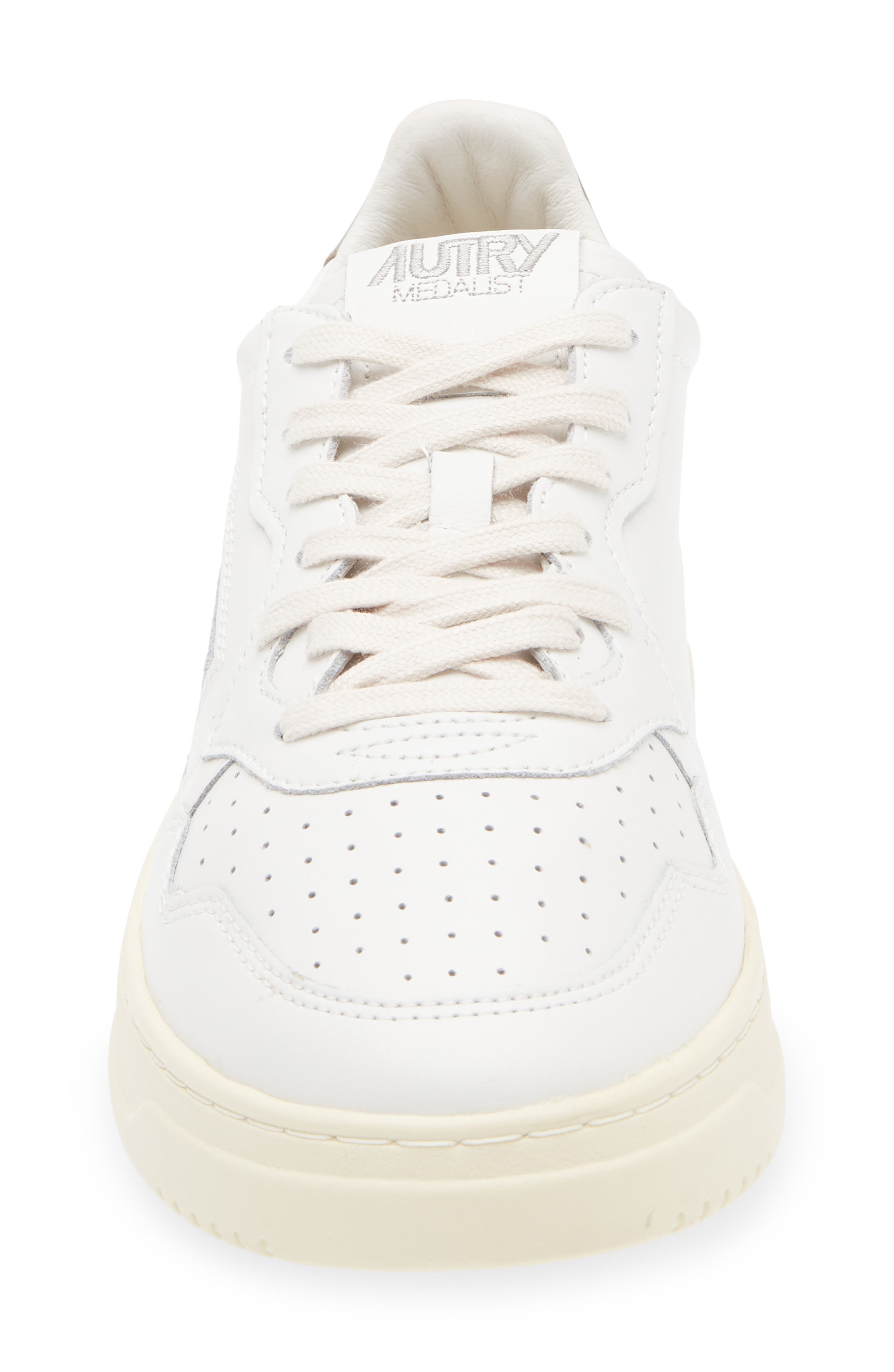 AUTRY Medalist Low Sneaker in White Leather/Red at Nordstrom - 4