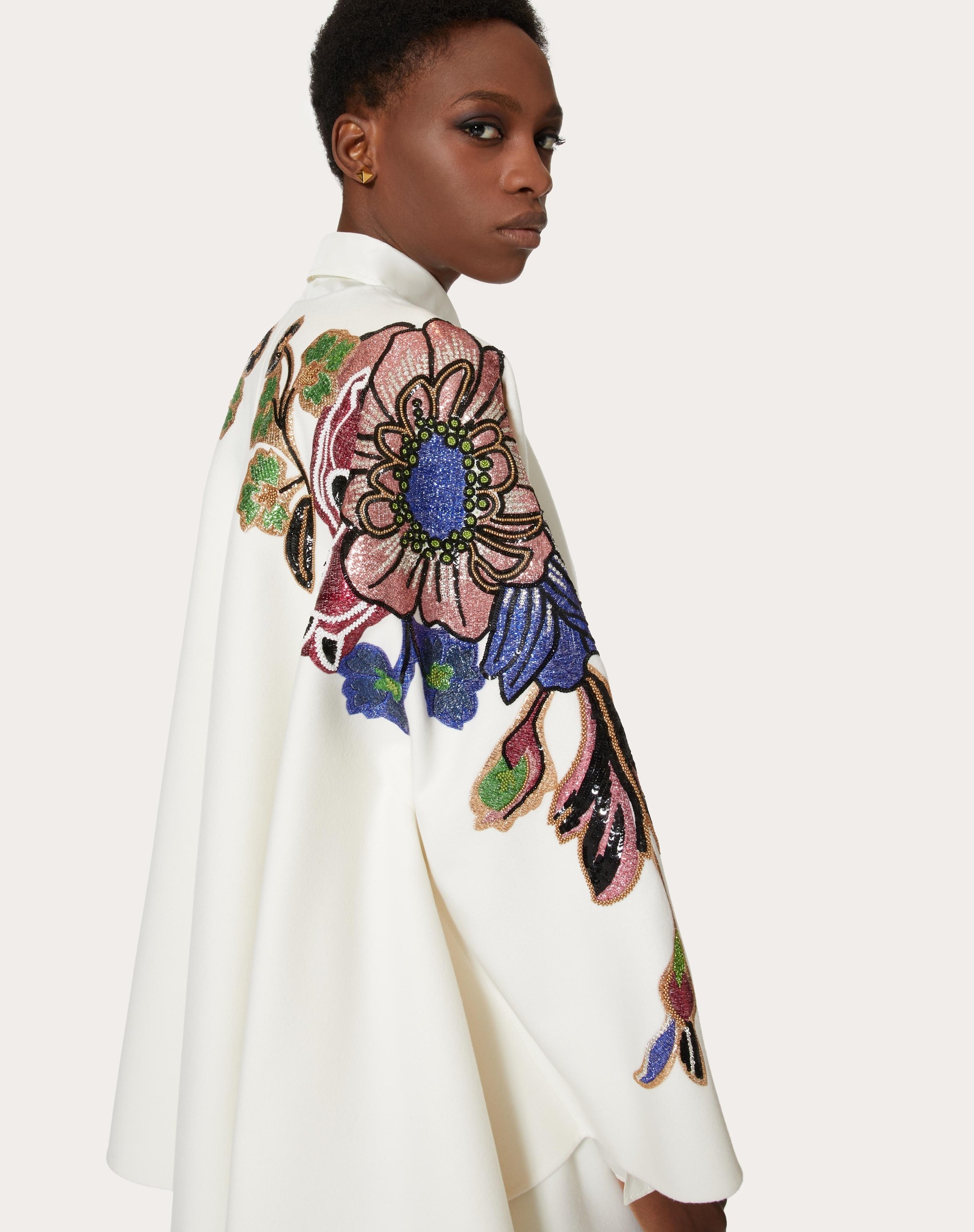 EMBROIDERED LIGHT DRAP CAPE - 5