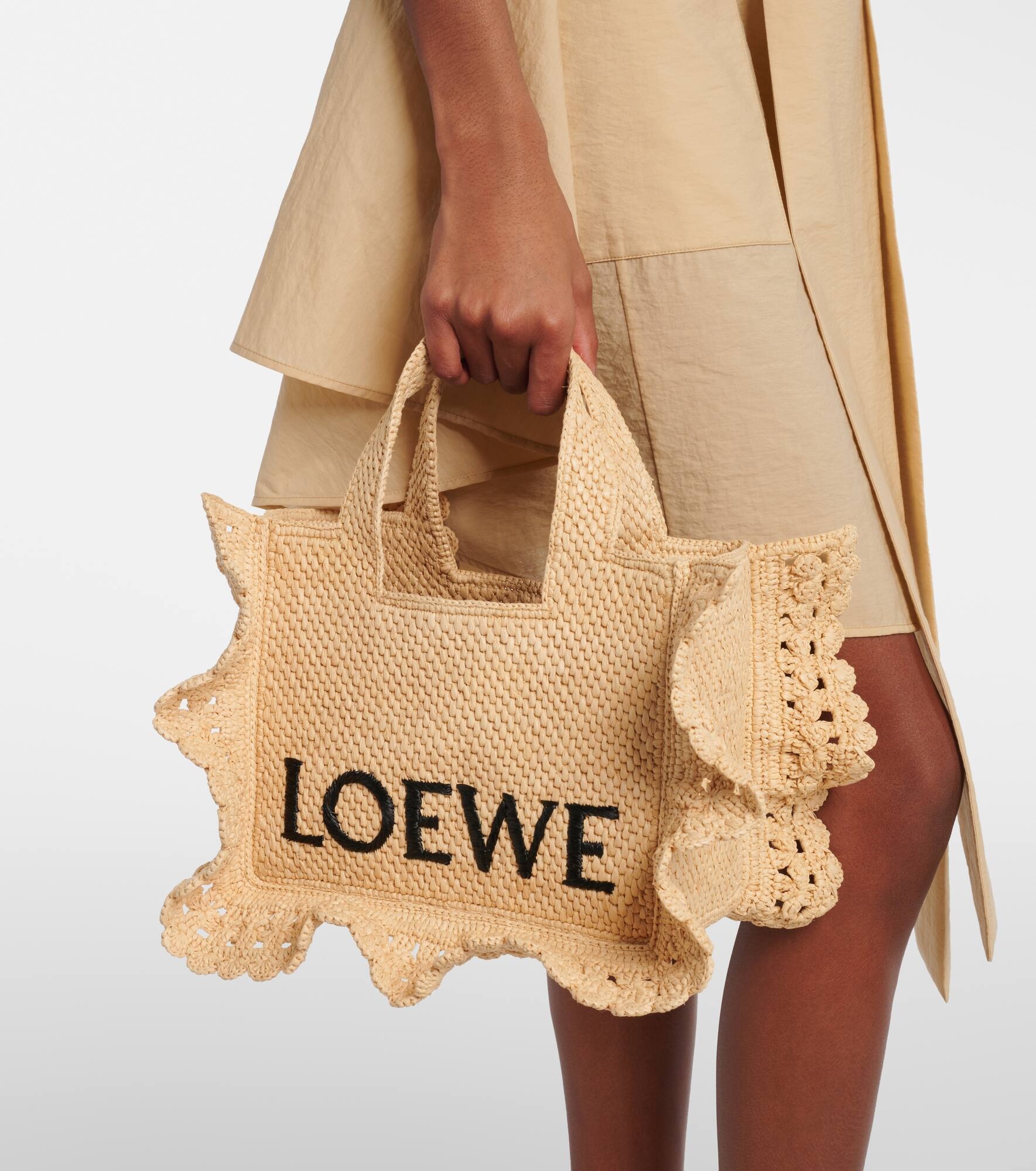 Paula's Ibiza Loewe Font Small tote bag - 7