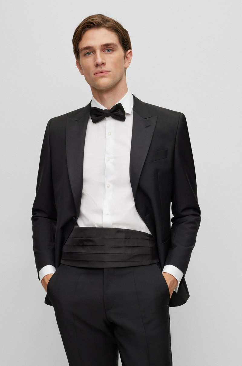 SLIM-FIT TUXEDO IN ITALIAN VIRGIN WOOL AND MOHAIR 3