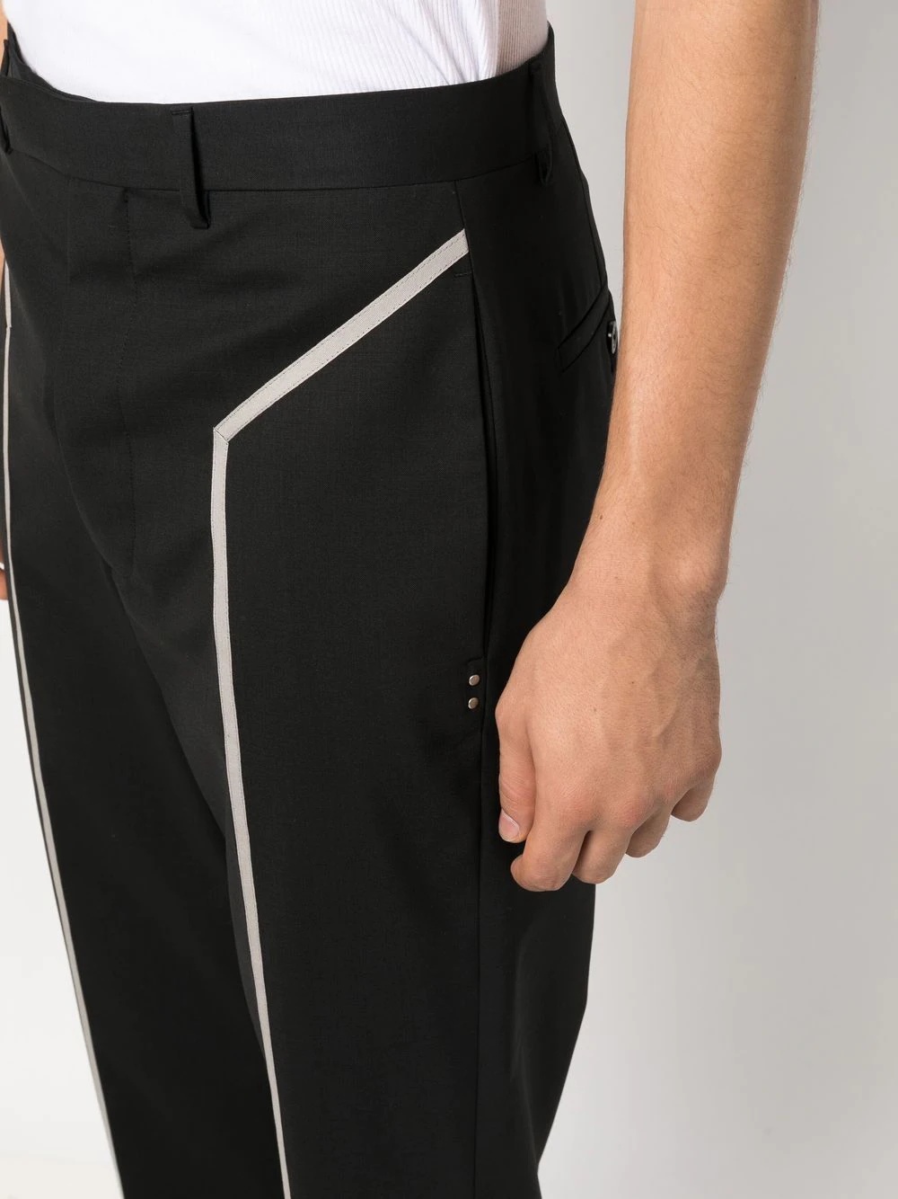 side-stripe cropped trousers - 5