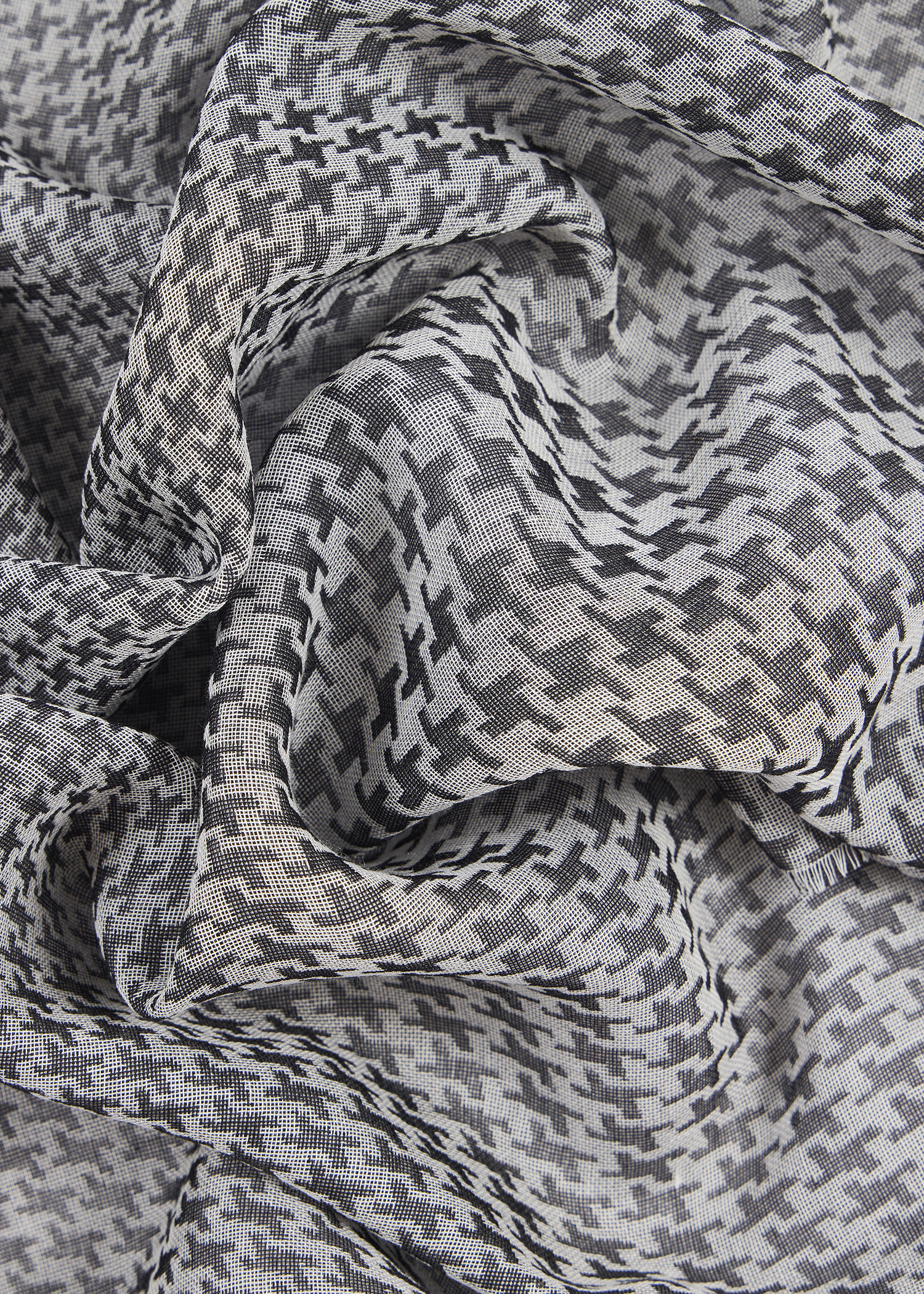 Black Cotton-Blend Optic Houndstooth Scarf - 3