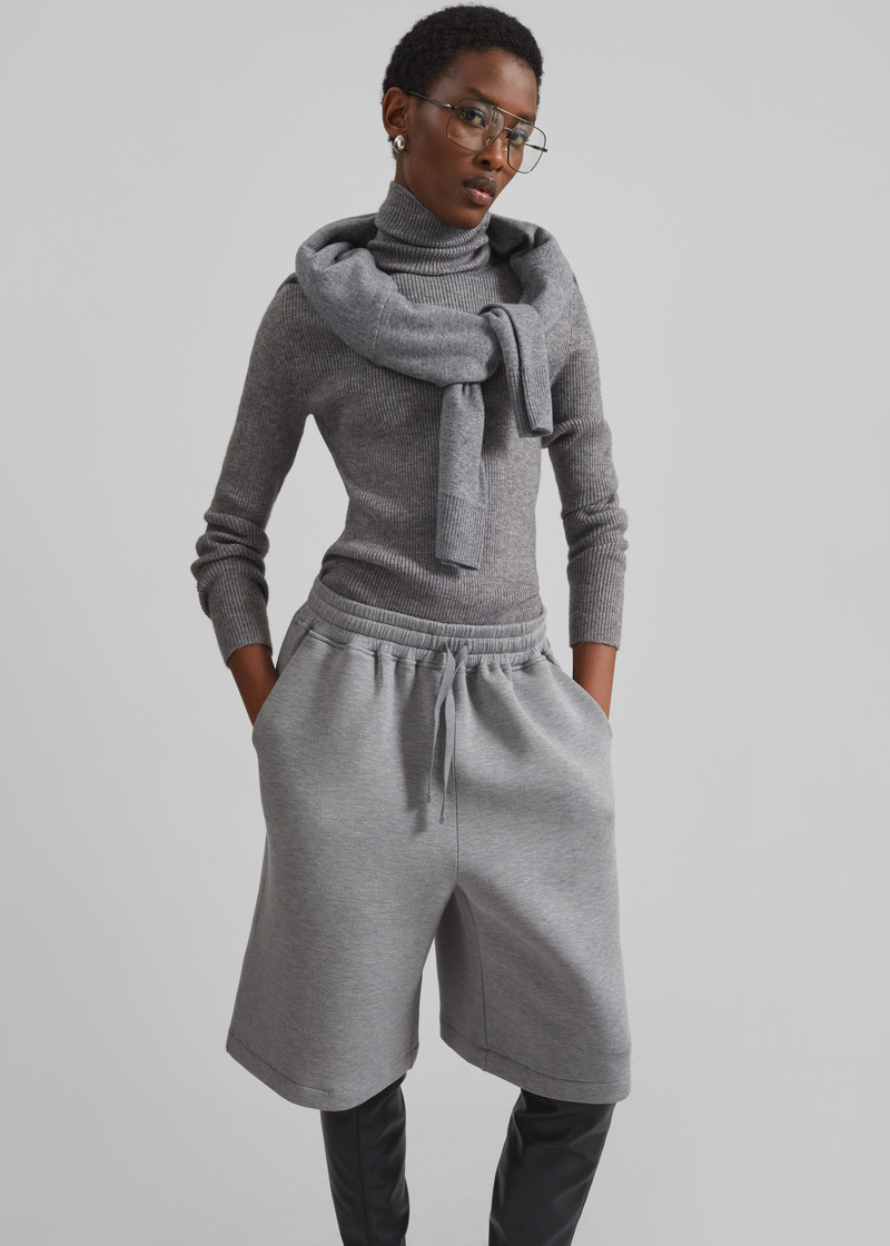 Rian Sweatshorts - Grey 4