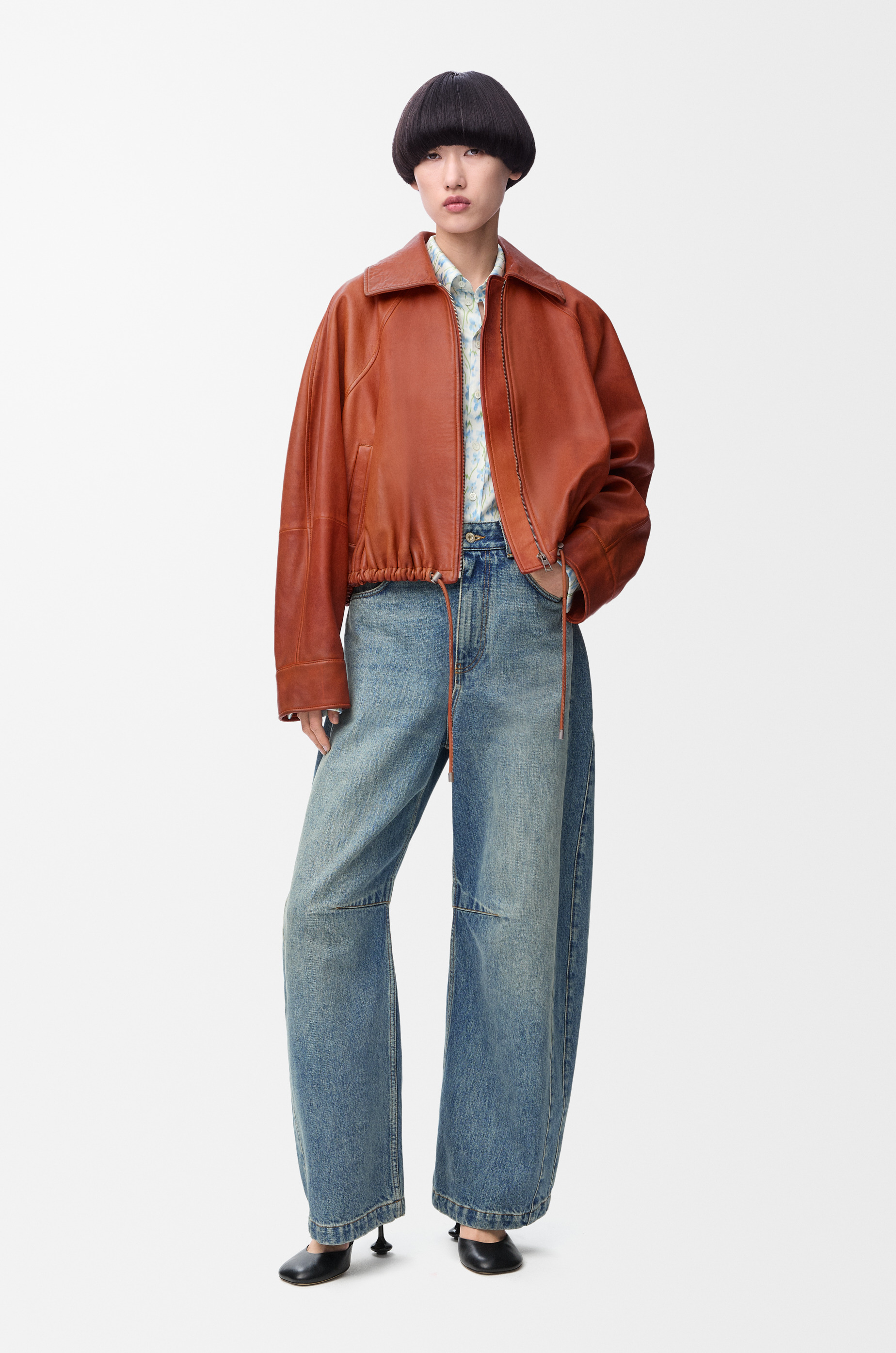 Anagram barrel jeans in denim - 2