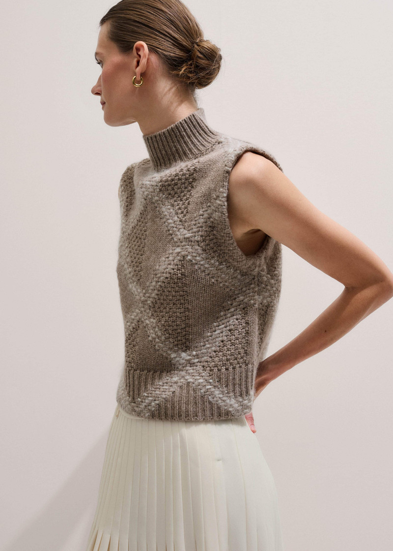 Argyle Knit Vest 6