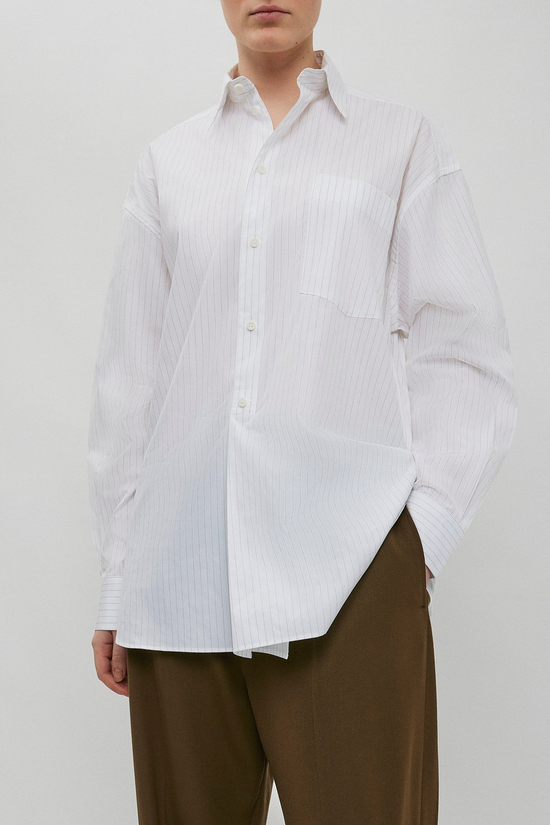 Relaxed white shirt 2
