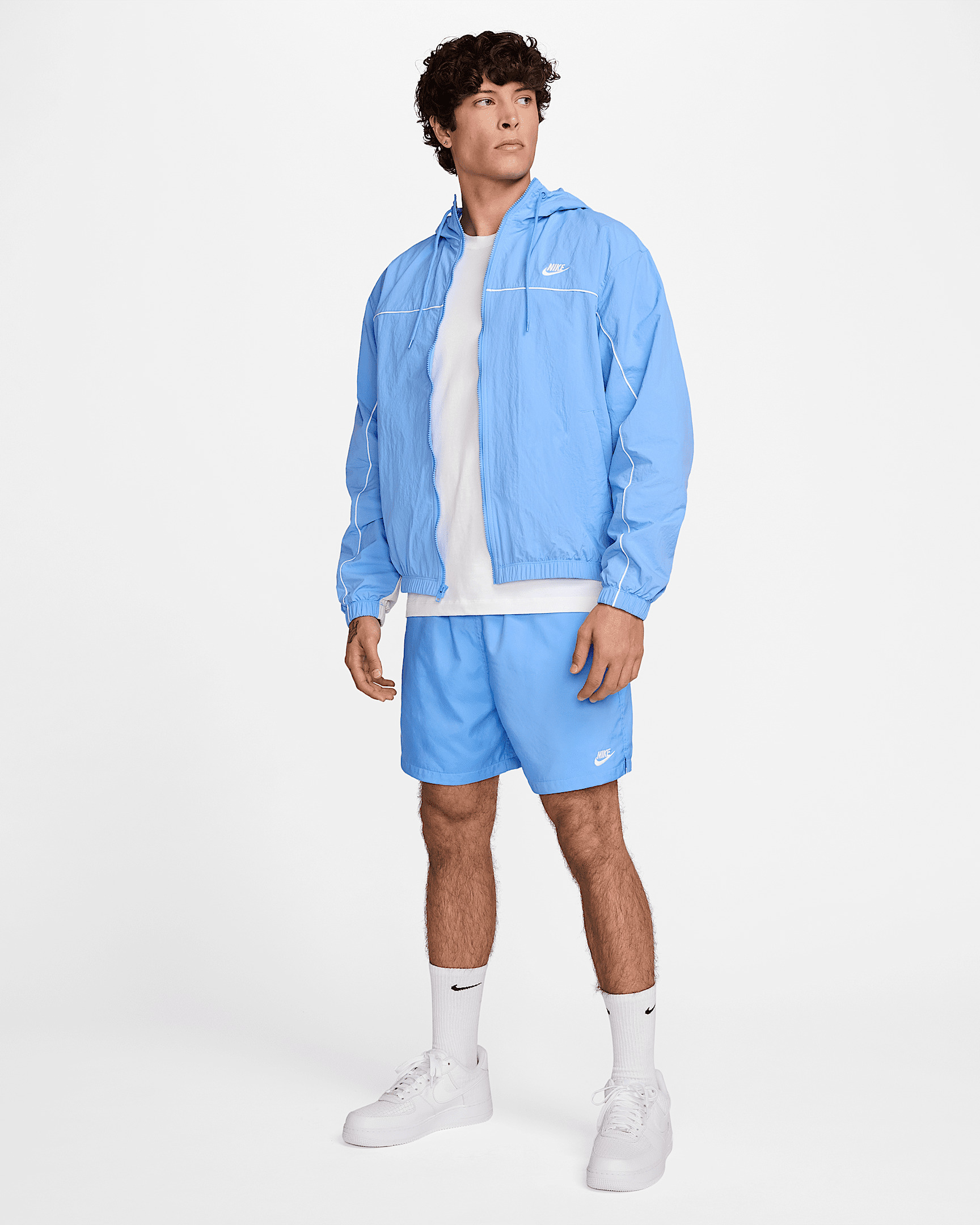 Nike Club Men's Woven Flow Shorts - 7