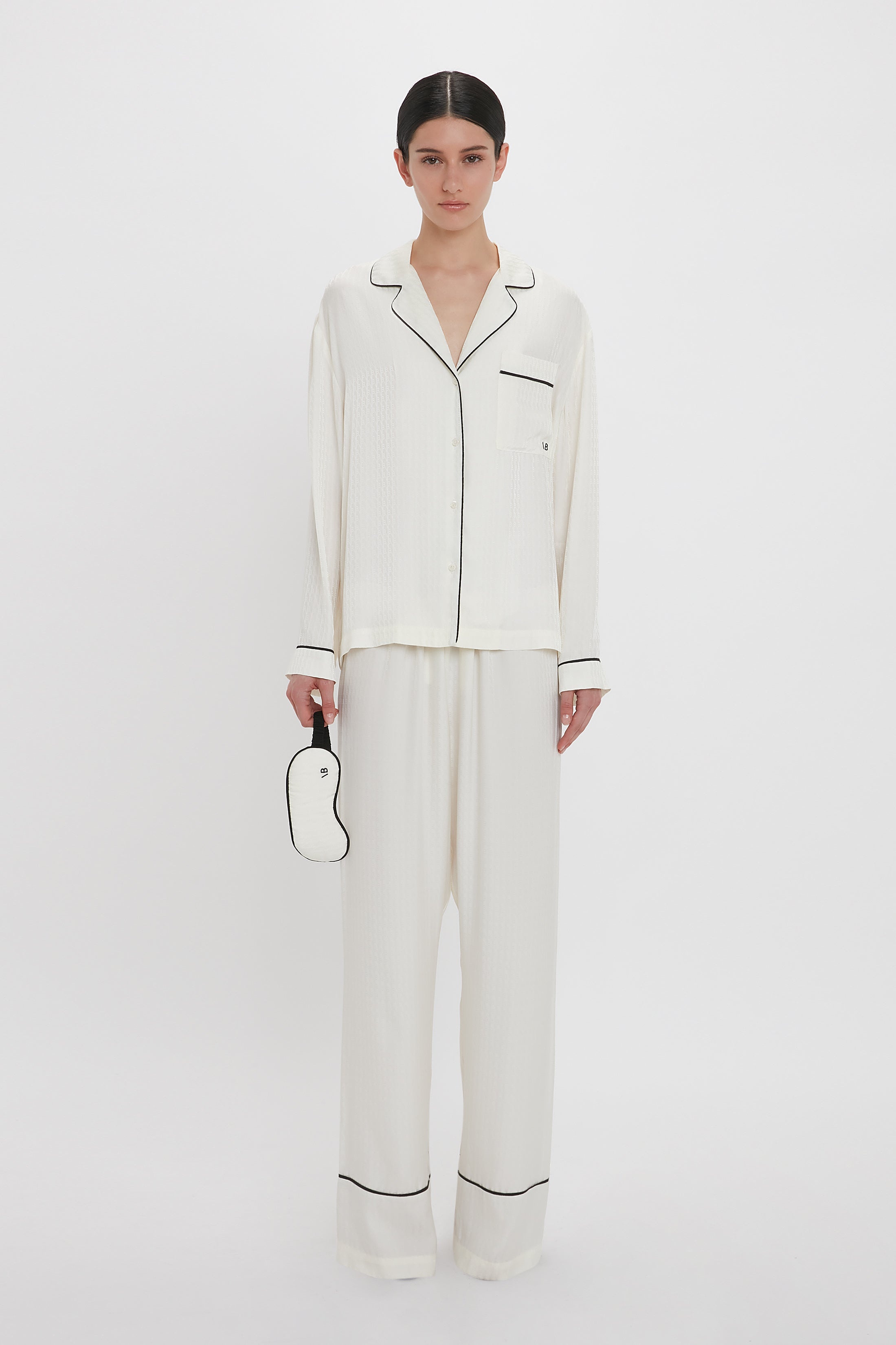 VB Monogram Pyjama Sleep Set In Ivory - 5