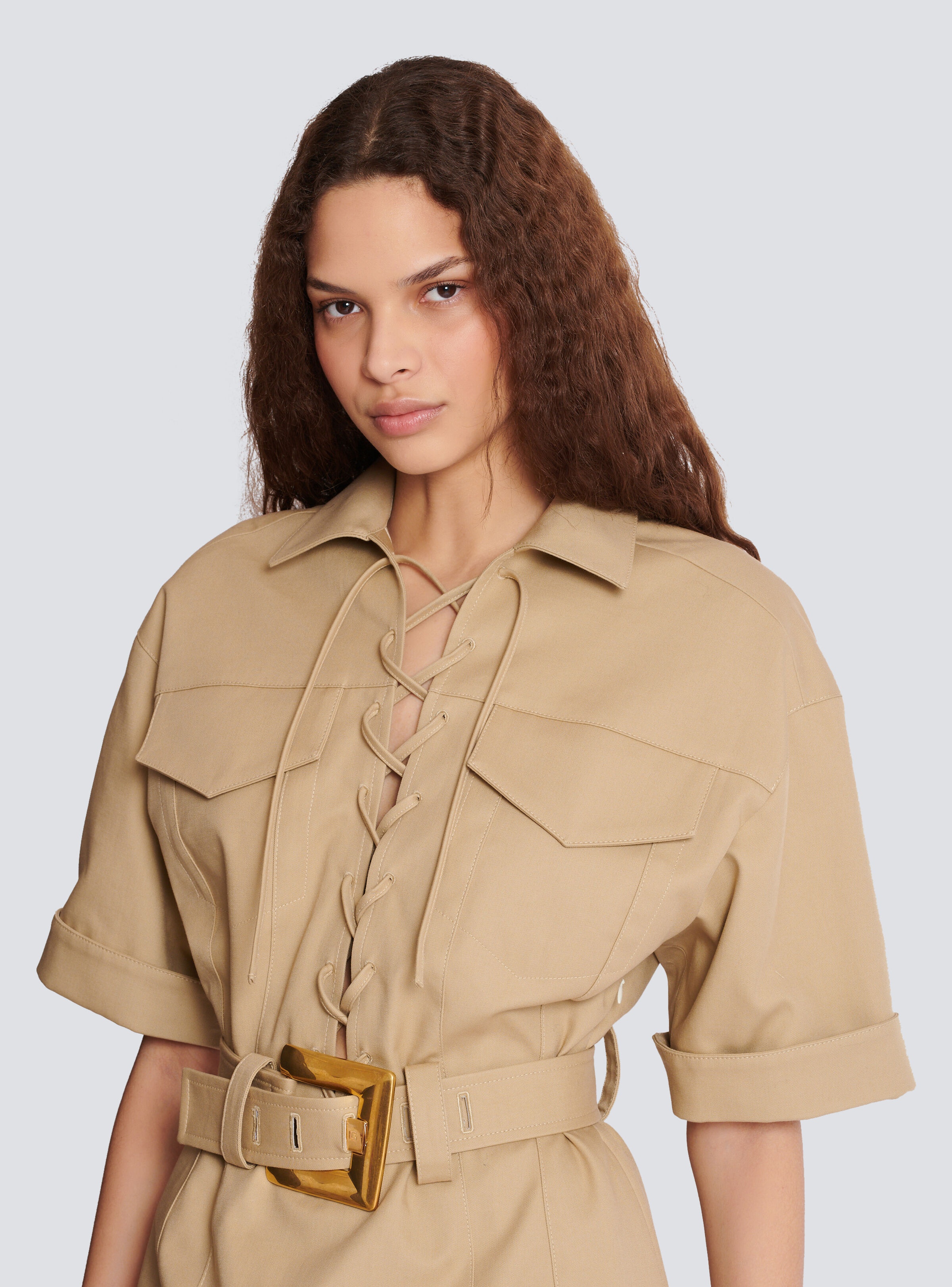 Short cotton gabardine lace-up dress - 7