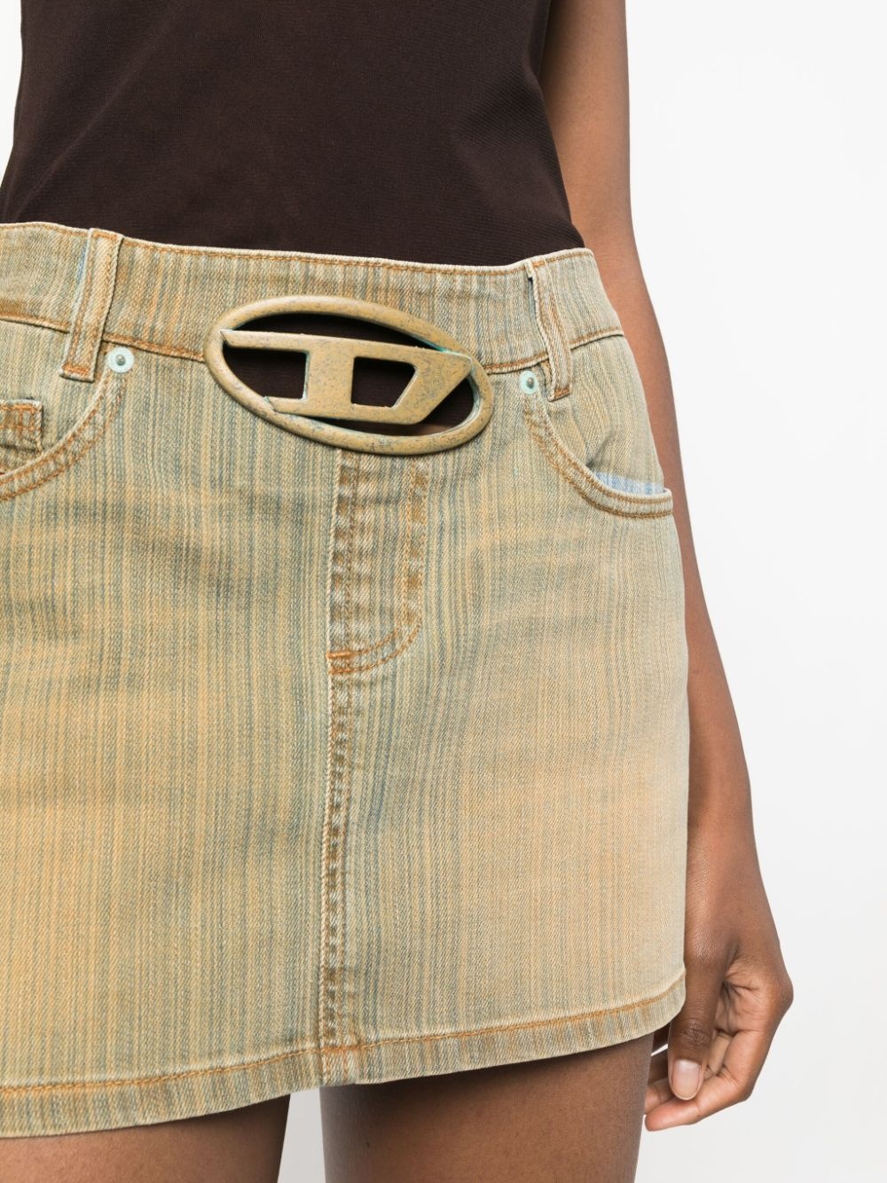 Oval D buckle denim skirt - 5