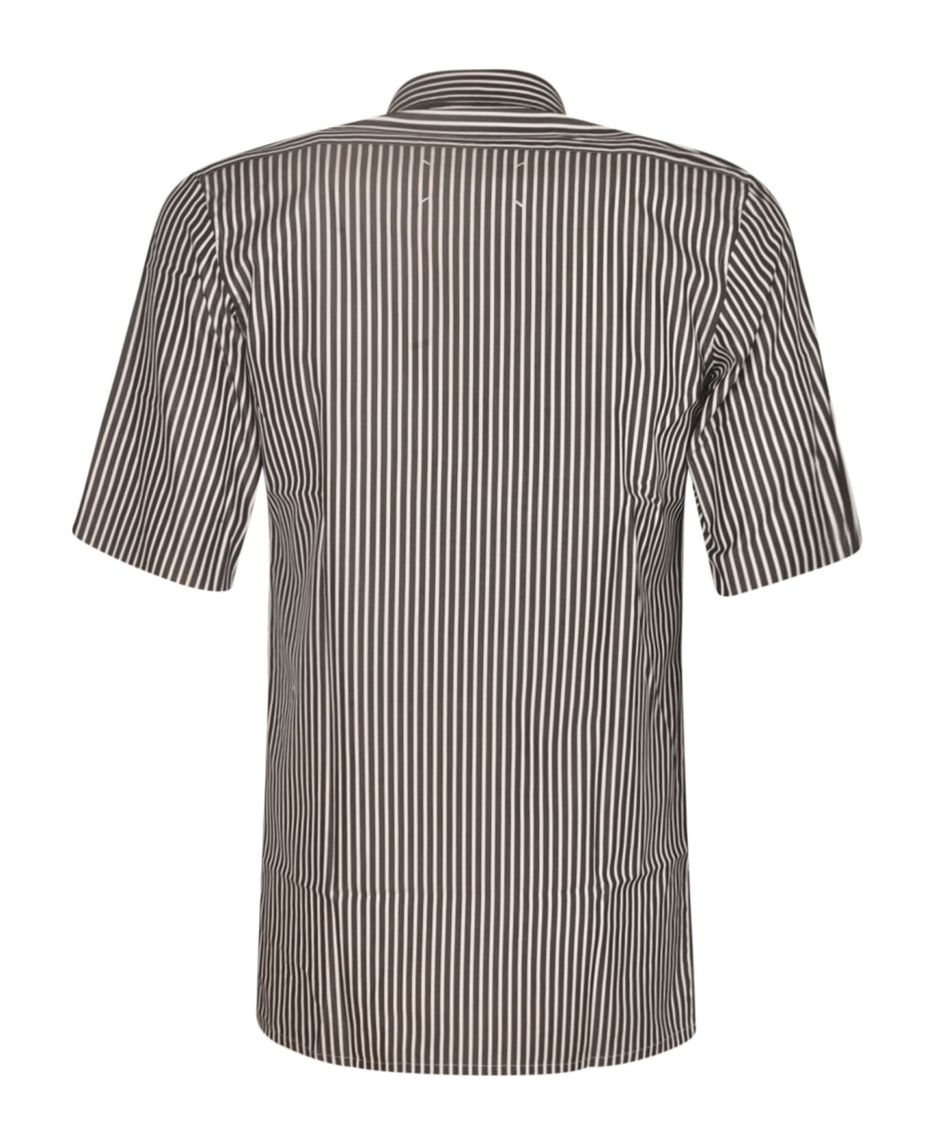 Short-sleeved Stripe Shirt - 2