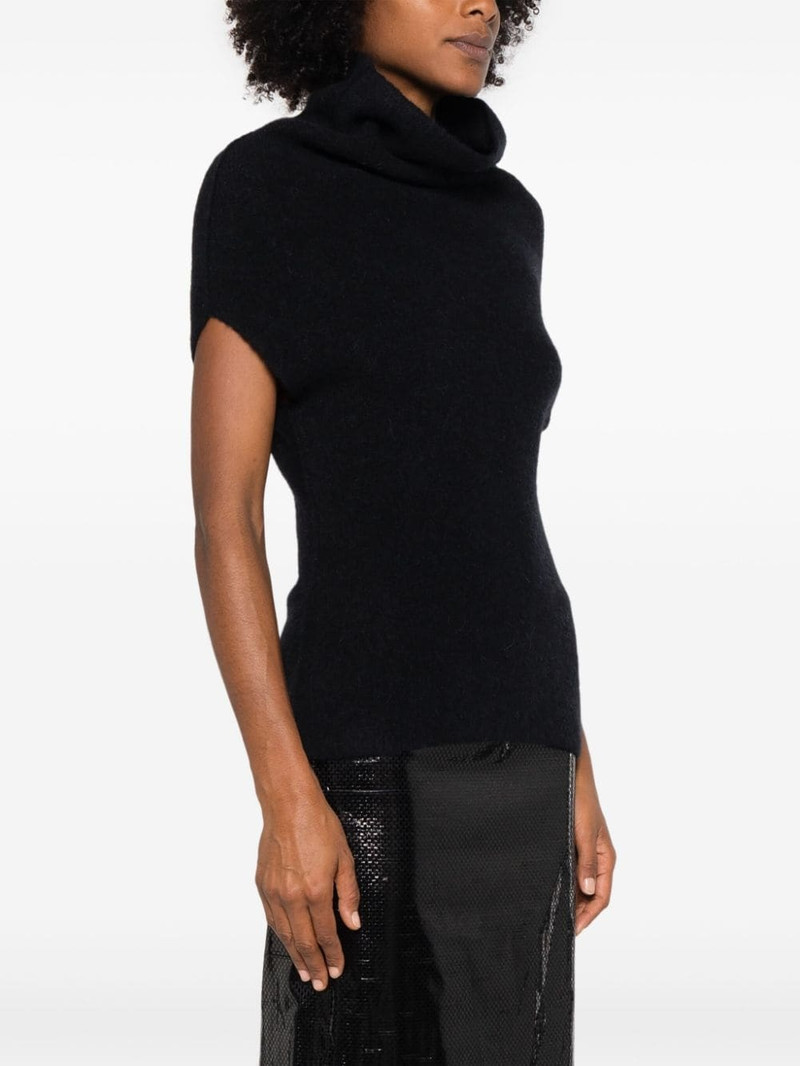 Crater knitted top 3