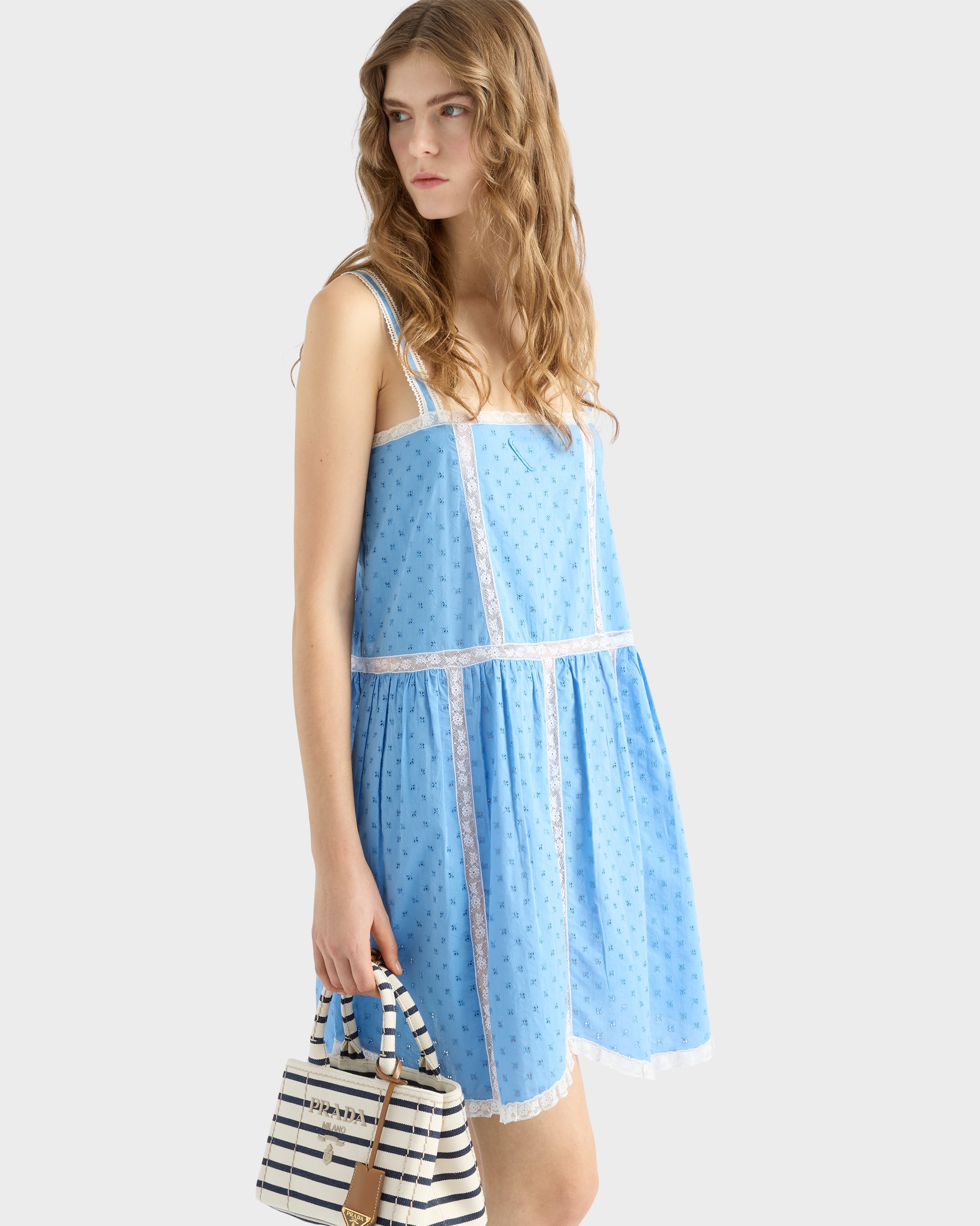 Eyelet lace mini-dress - 3