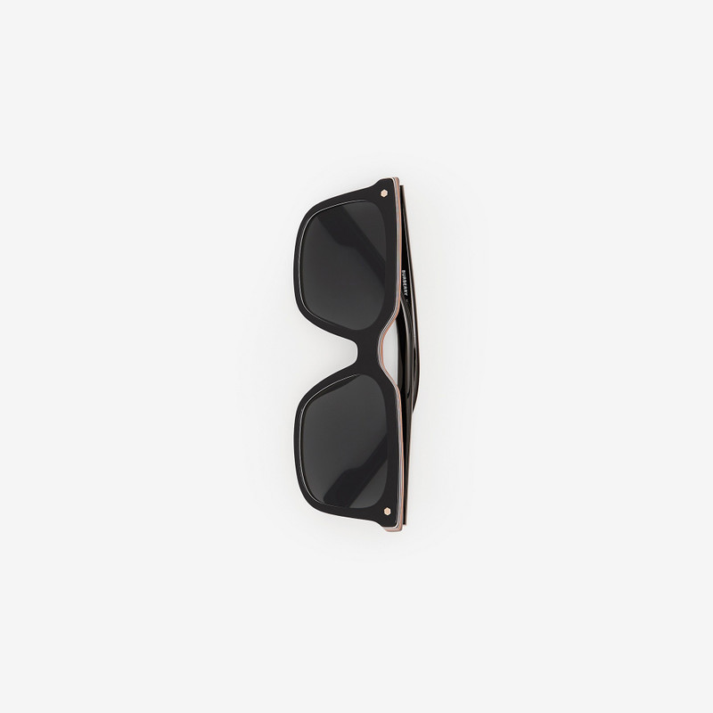 Burberry Stripe Detail Square Frame Sunglasses outlook