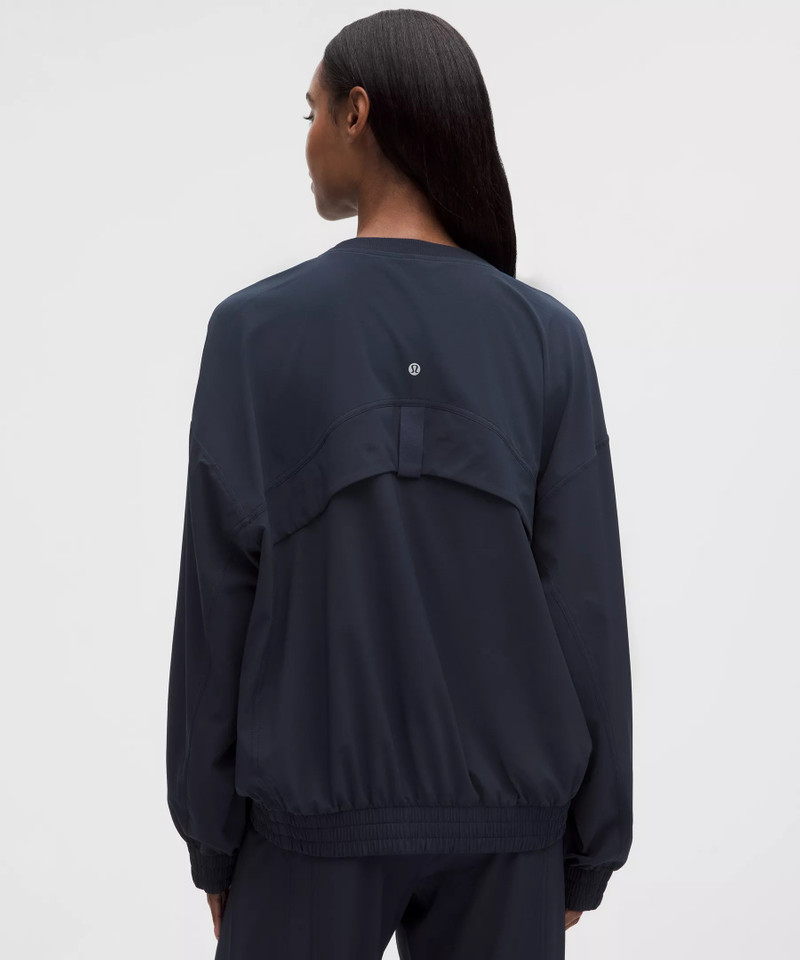 Define Oversized Pullover *Swift 3