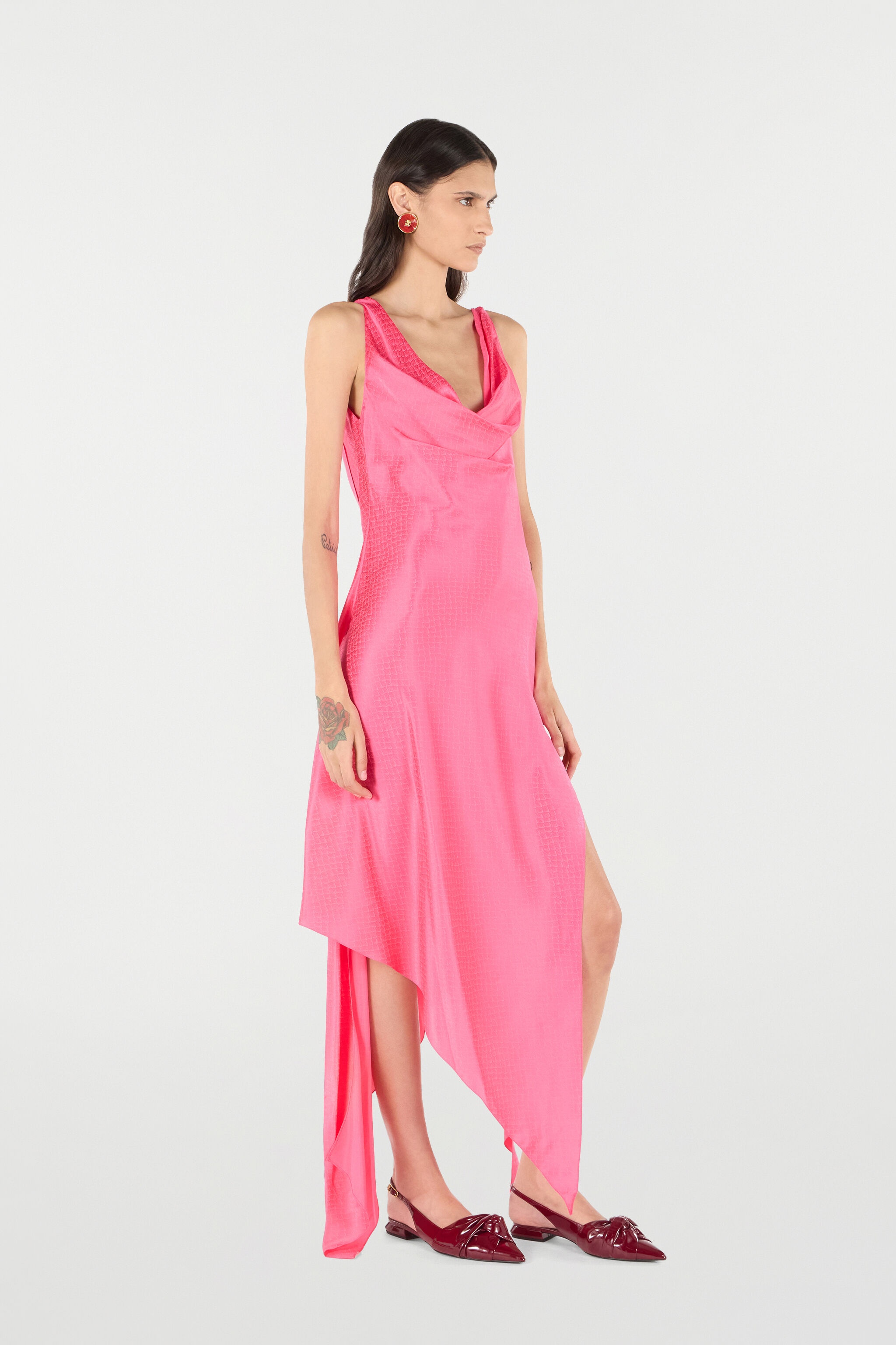 Dress With Asymmetric Skirt - 3