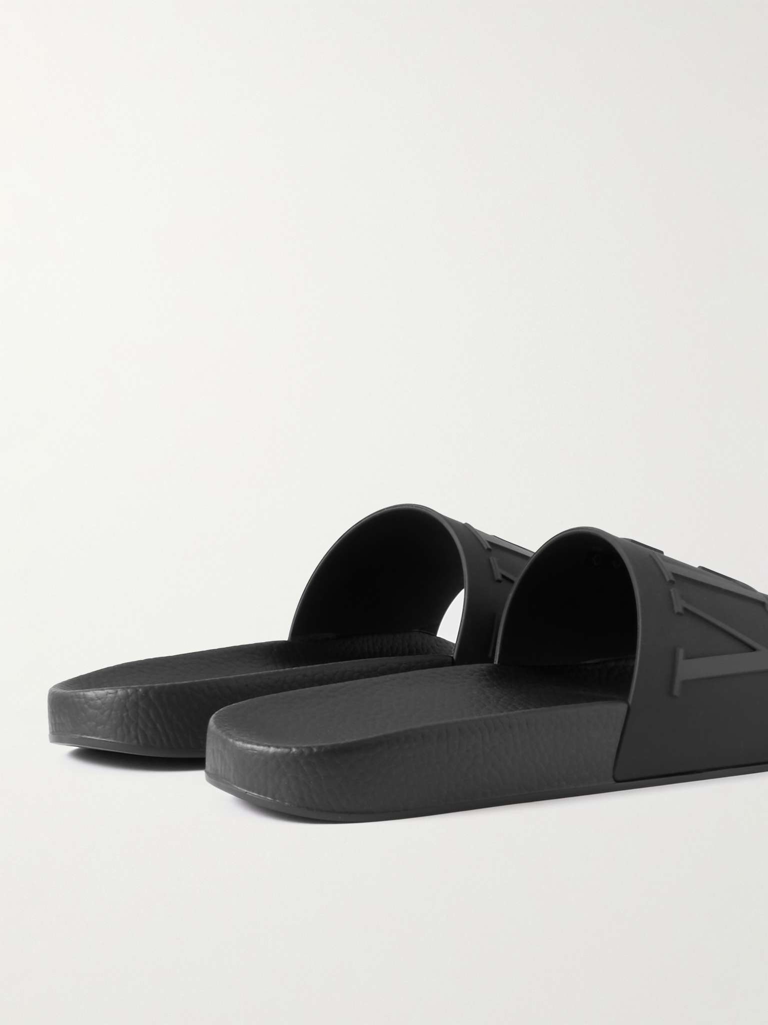 Valentino Garavani Logo-Embossed Rubber Slides - 5