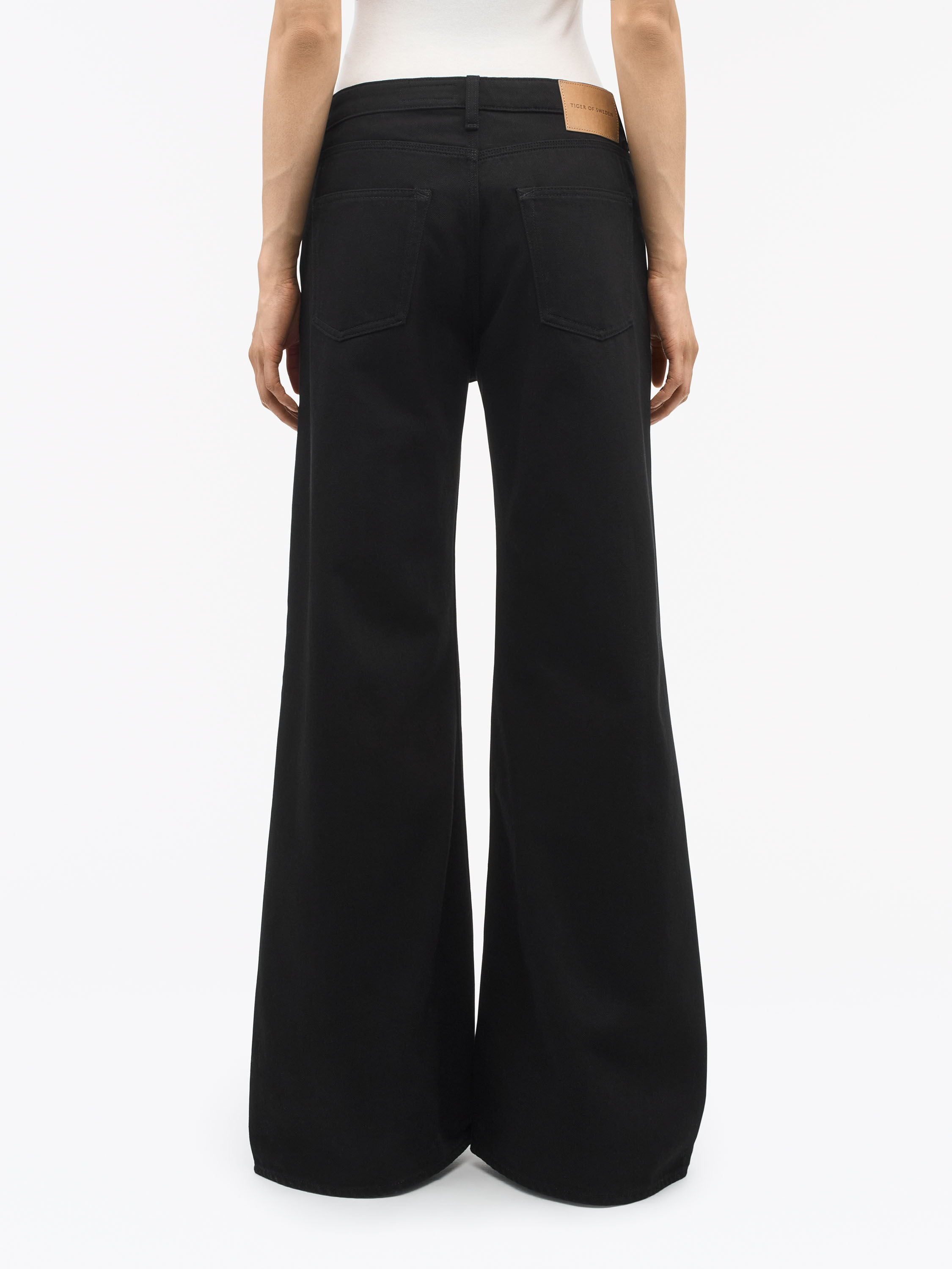 Kinne Relaxed-Fit Jeans - 5