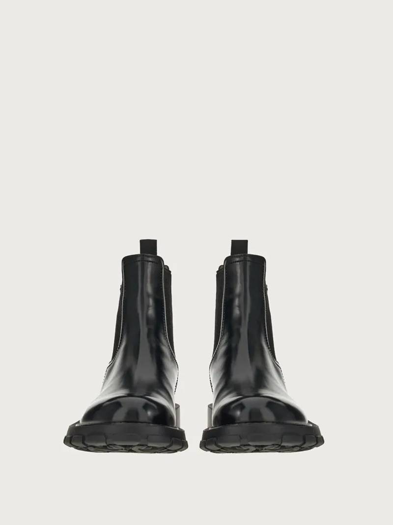 CHELSEA BOOT 2