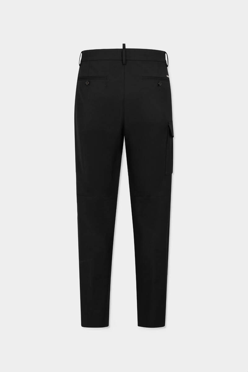 DSQUARED2 UTILITY2 SEXY CARGO PANT outlook