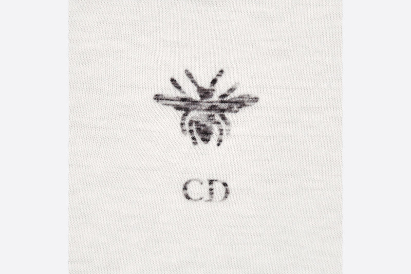 'Femininity, the trap' T-Shirt 4