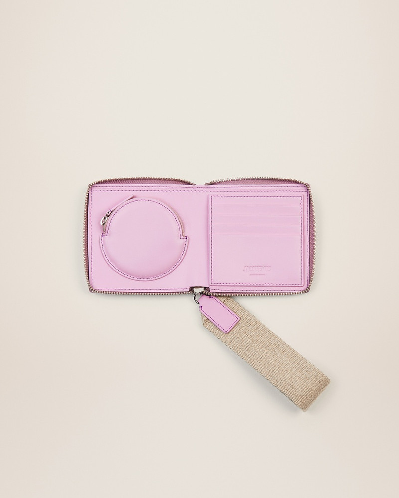 JACQUEMUS Le carré rond outlook