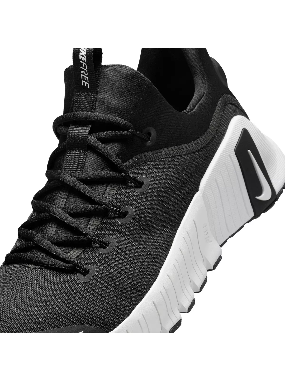 Free Metcon 6 "Black/White" Women's Training Shoe - 10