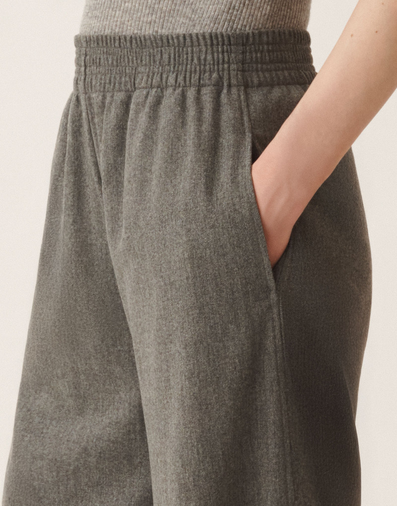 Amelia trousers in flannel 5