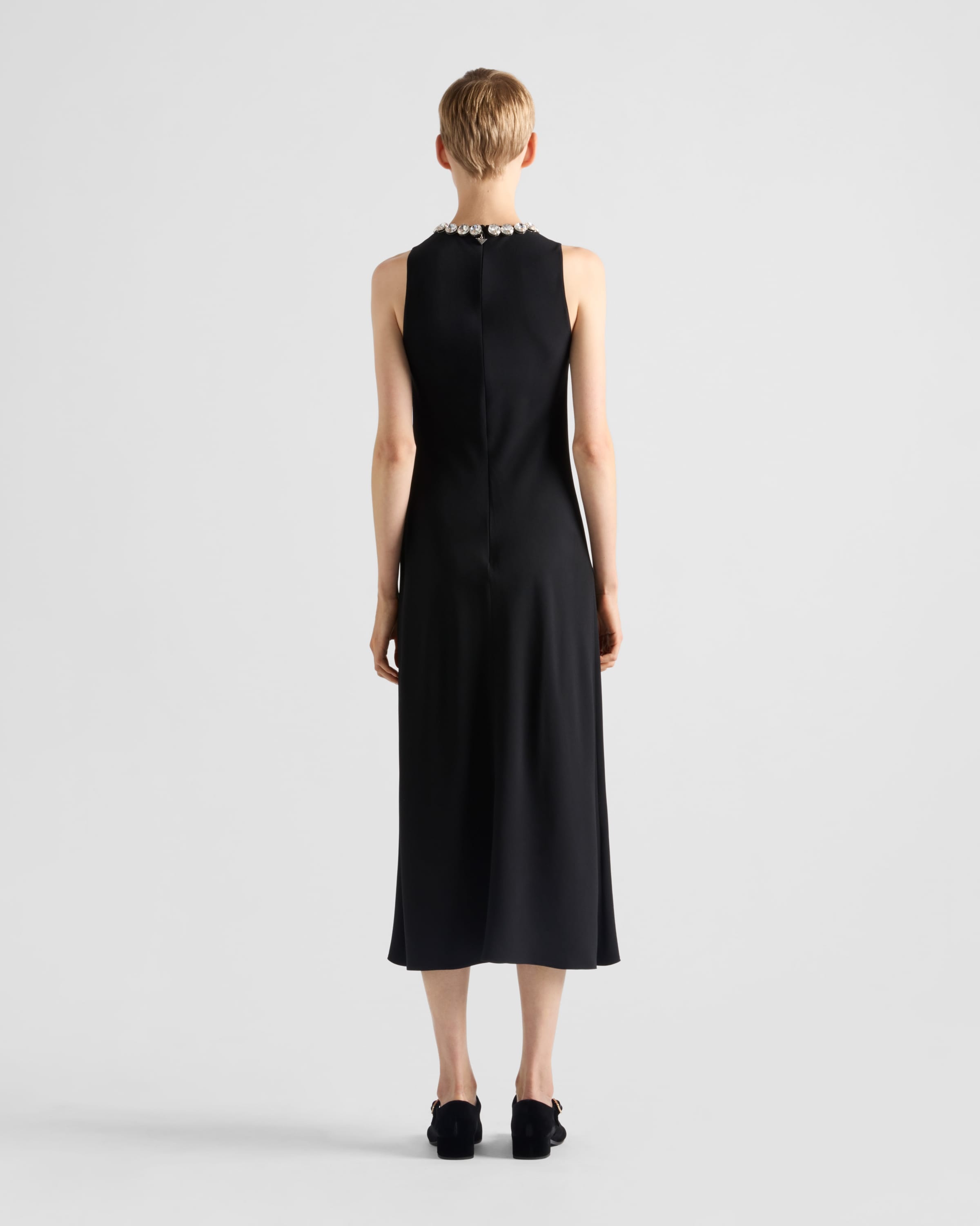 Embroidered sablé dress - 5