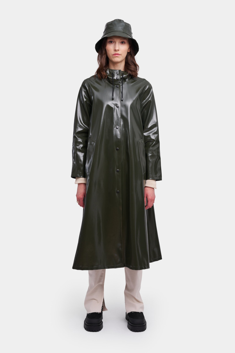 Stutterheim Mosebacke Long Opal Raincoat Green outlook