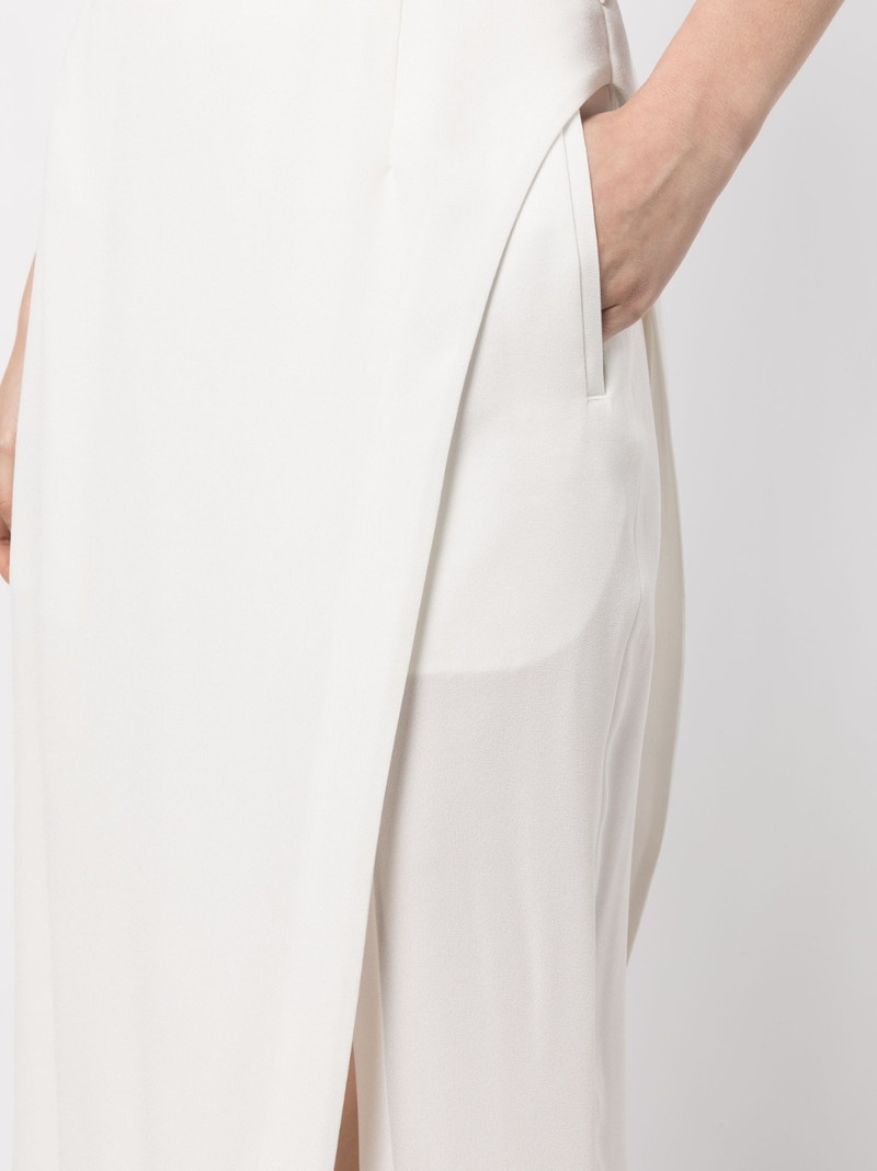 fitted-waistline long skirt 5