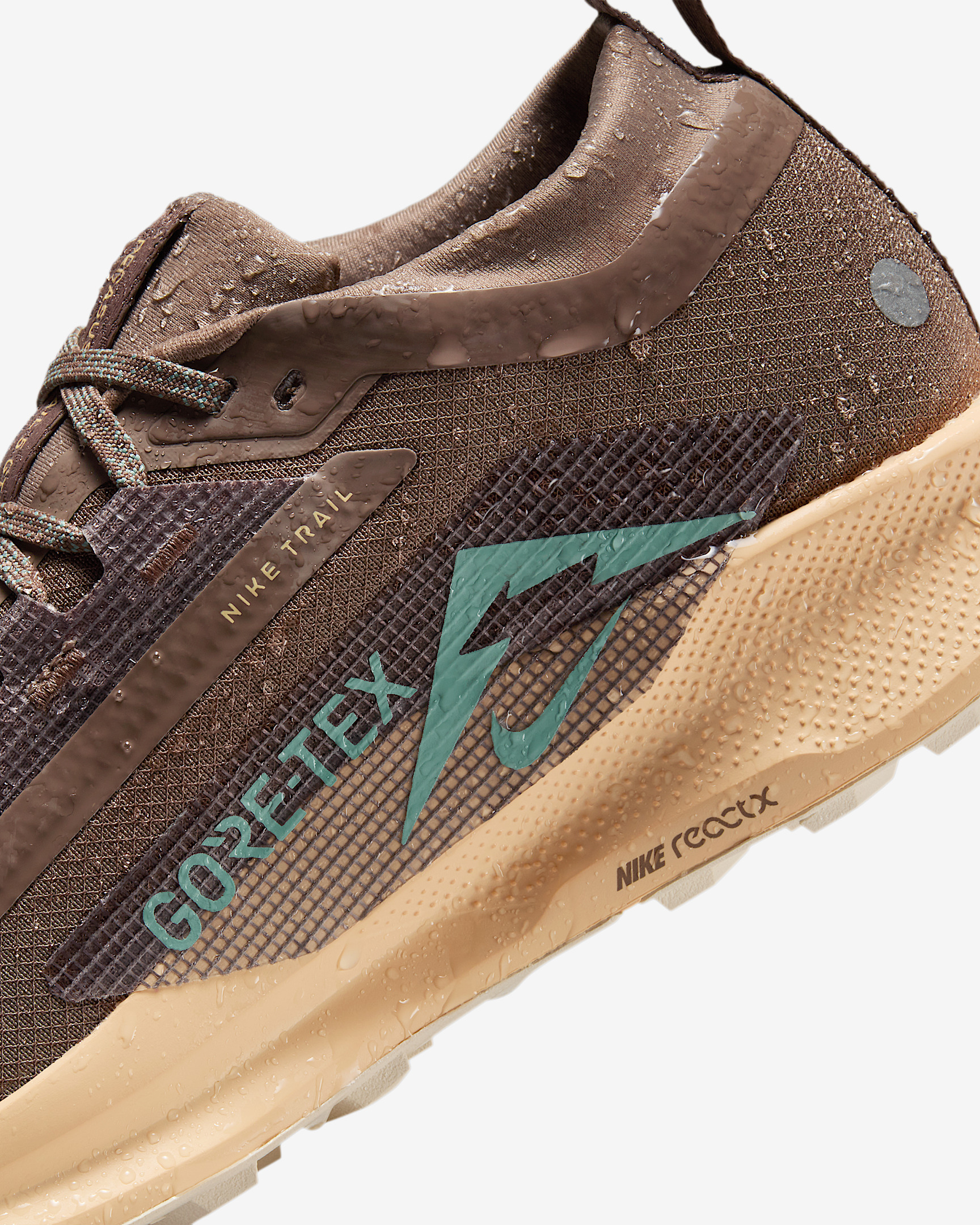 Nike Pegasus Trail 5 GORE-TEX Women's Waterproof Trail Running Shoes - 12