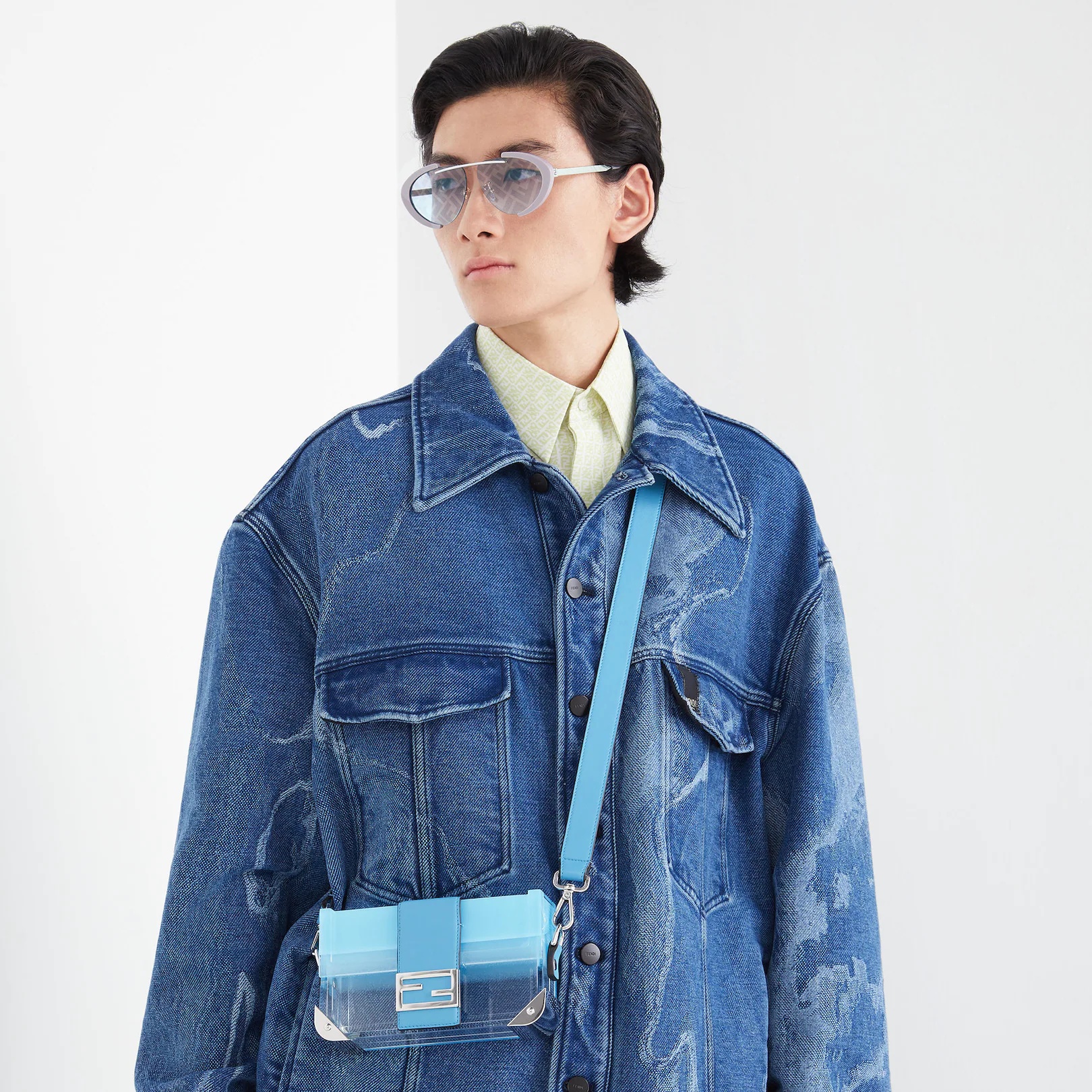 Light blue and transparent plexiglass bag - 6