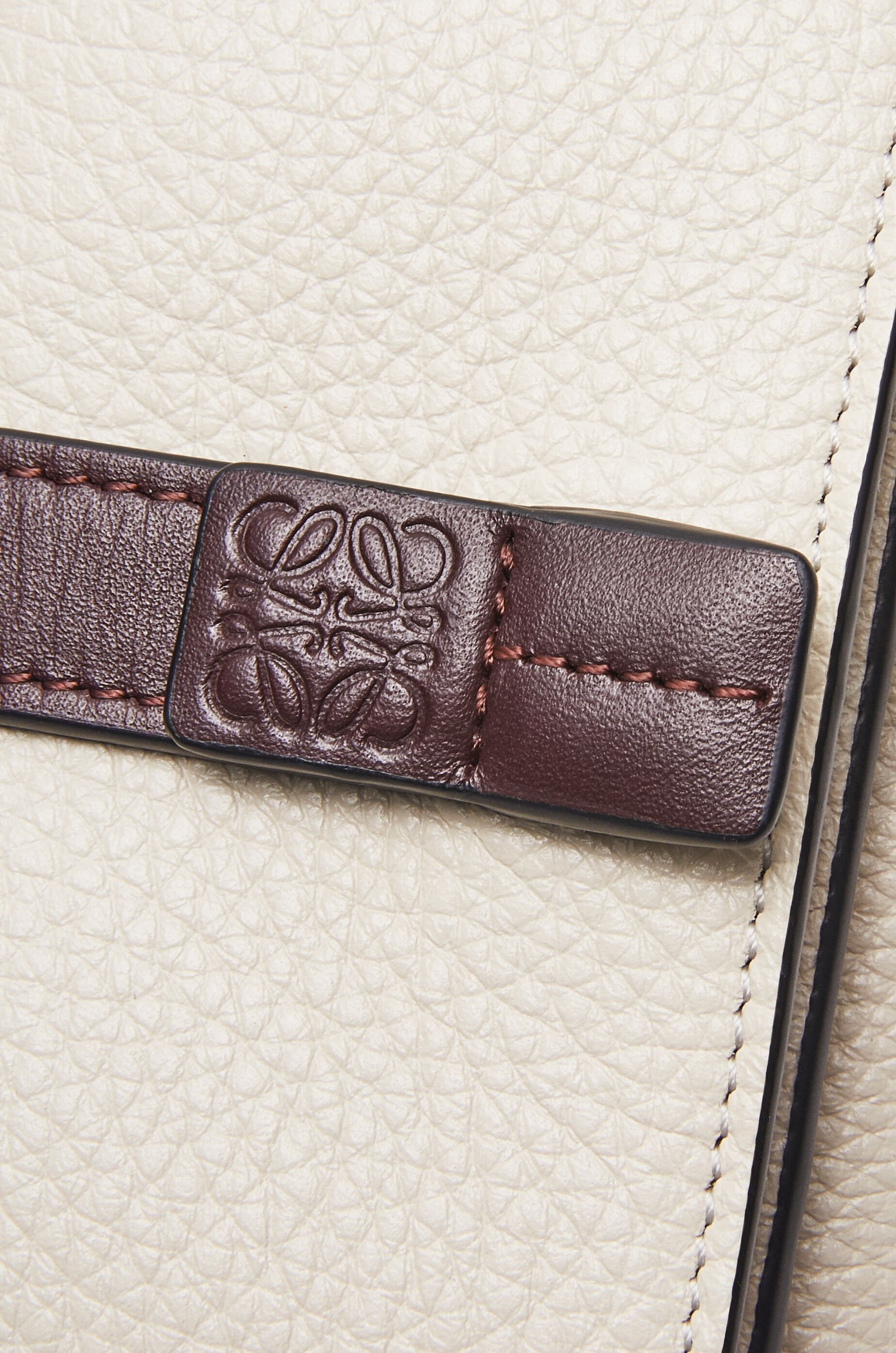 Trifold wallet in soft grained calfskin - 6