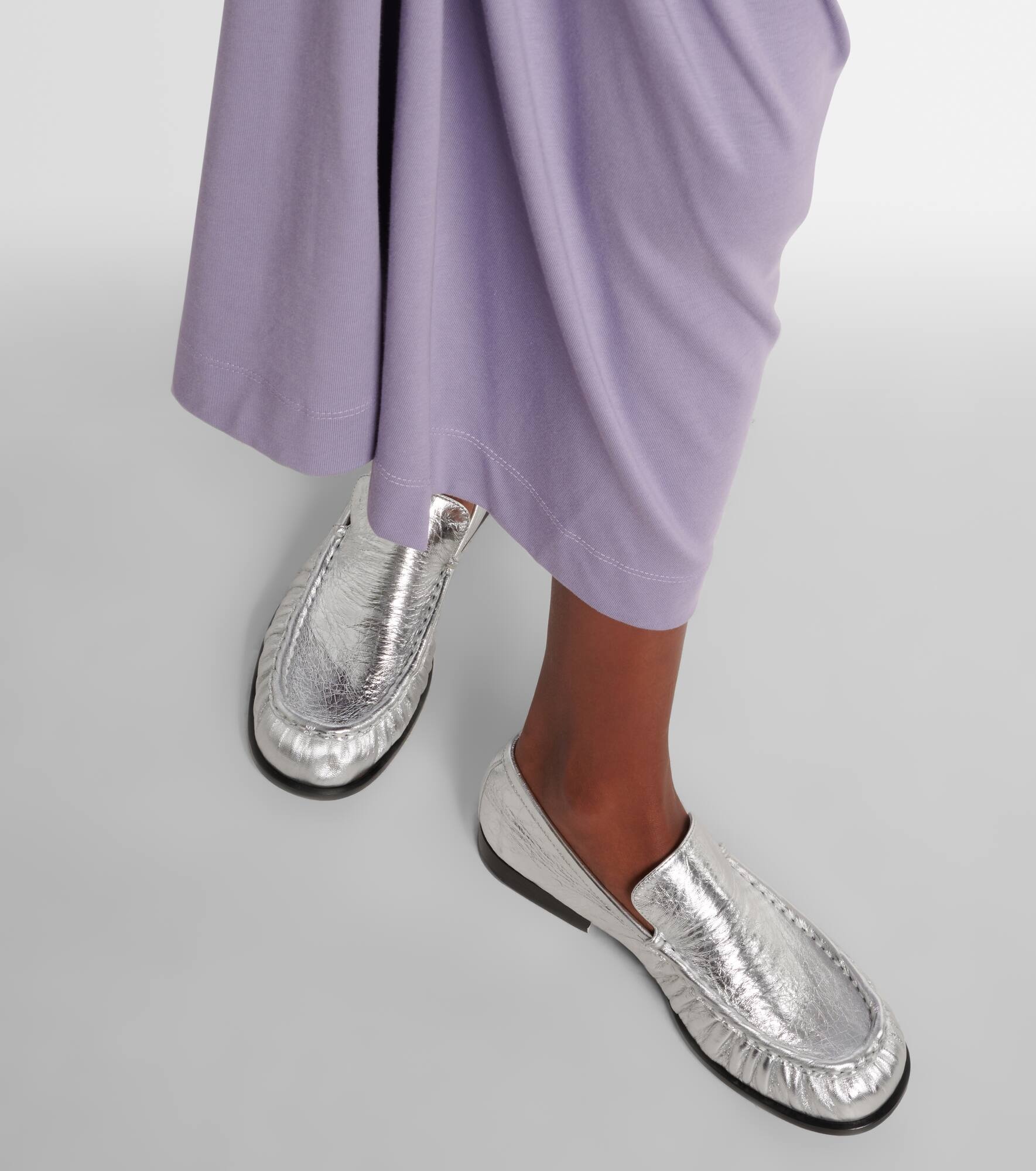 Metallic leather loafers - 7