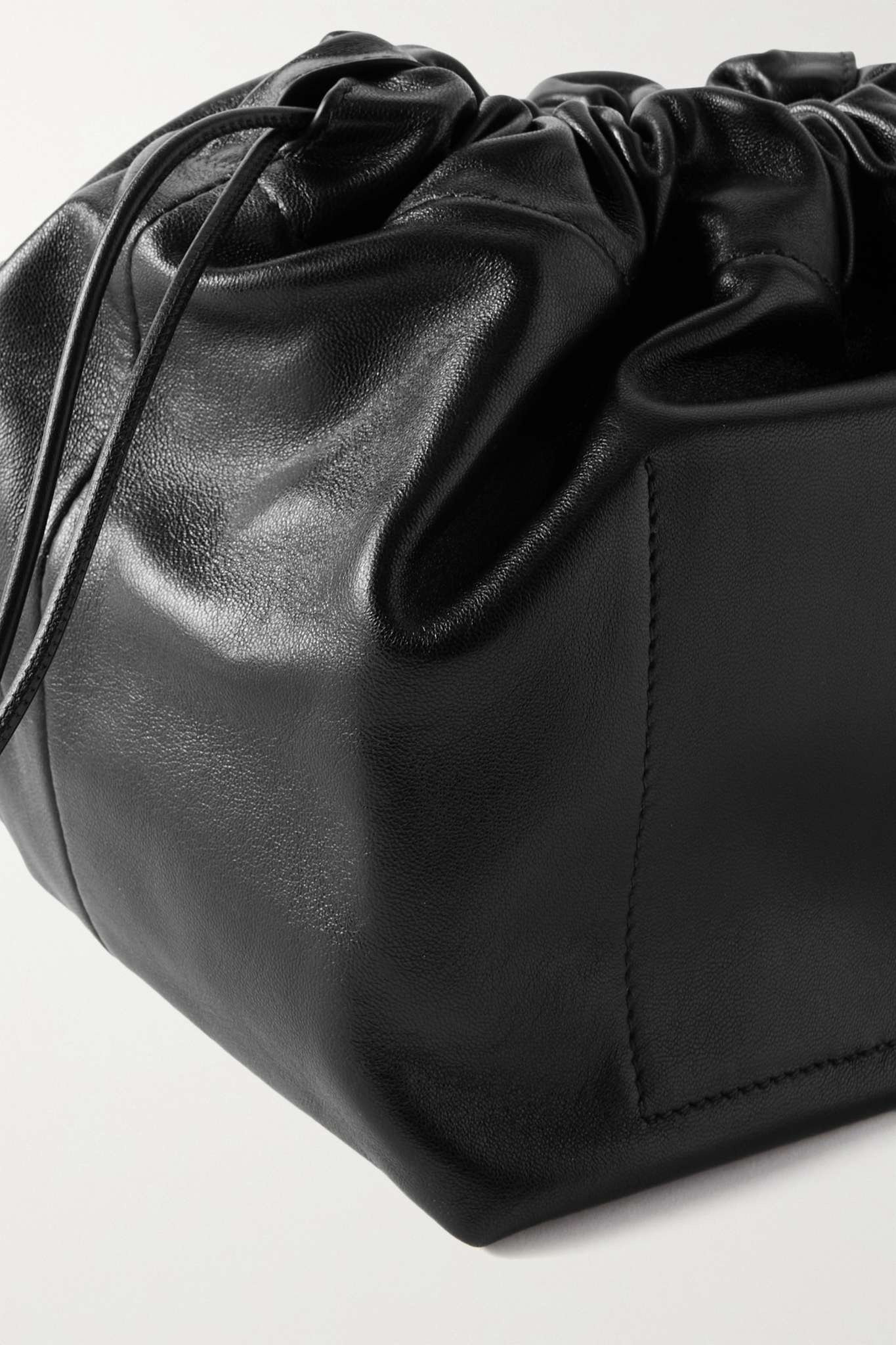 Gathered leather bucket bag - 4