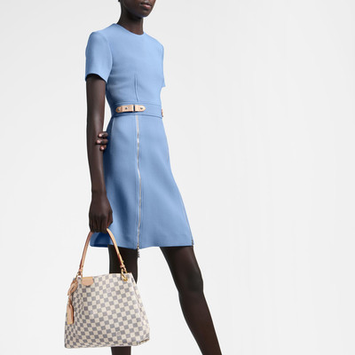 Louis Vuitton Graceful PM outlook