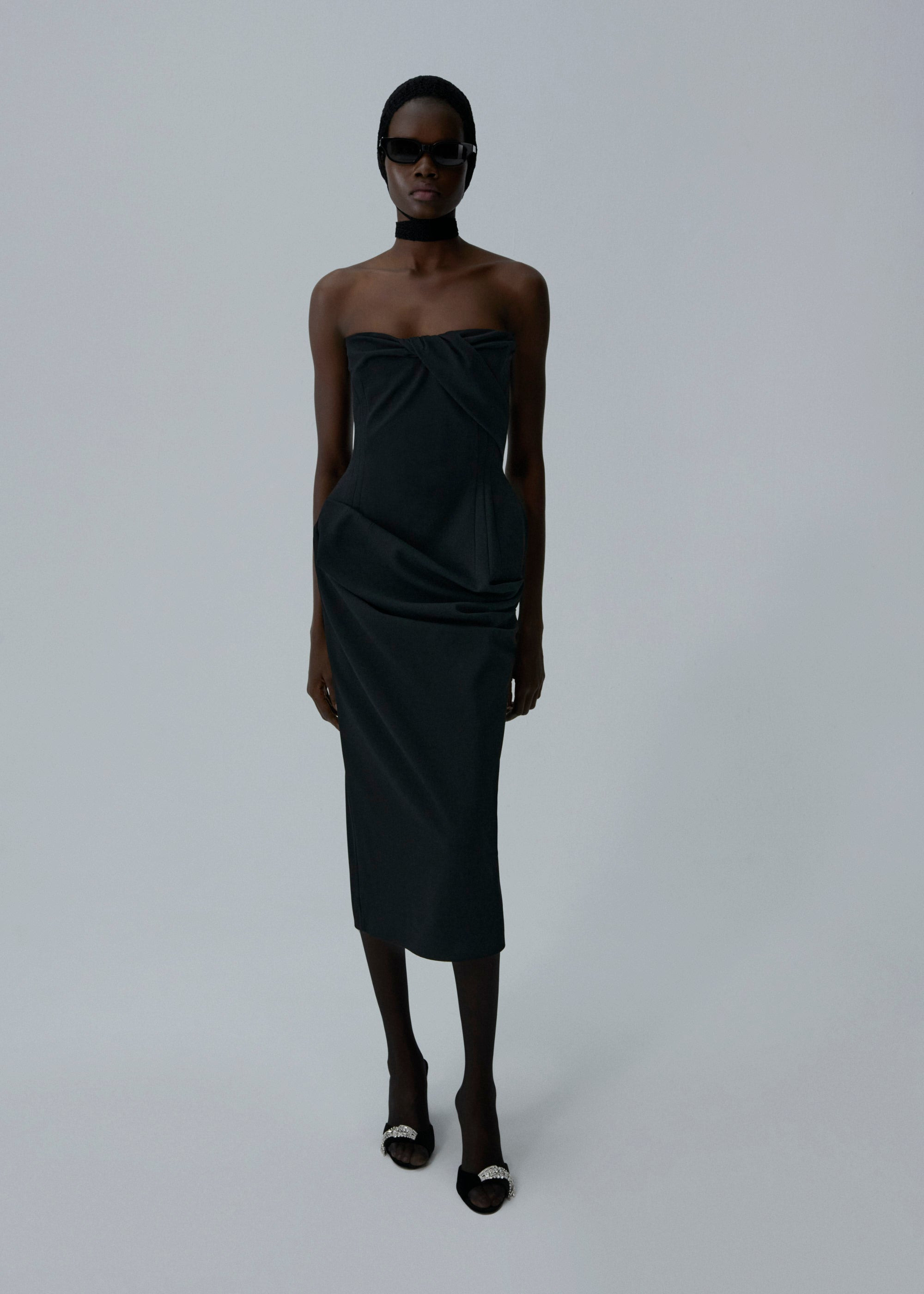 Structured drape corset midi dress in black - 3