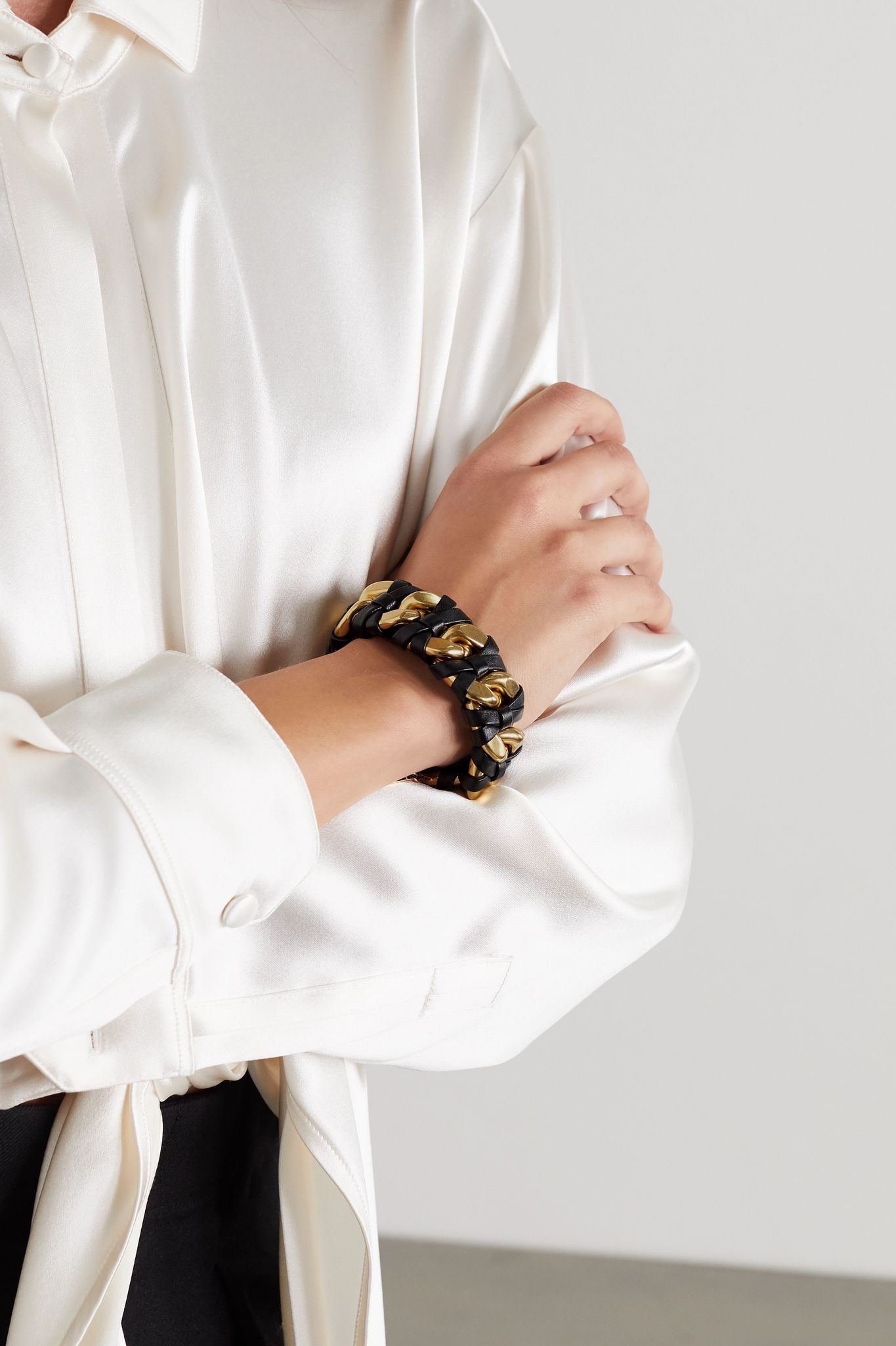 Leather and gold-tone bracelet - 2