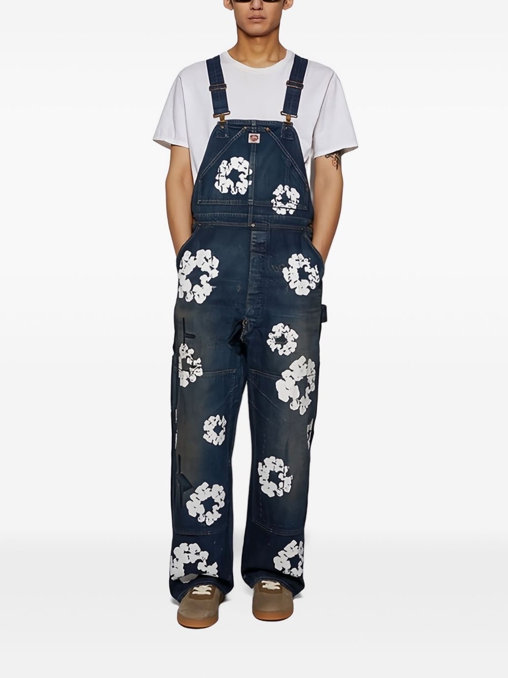 wreath-print denim overalls - 2