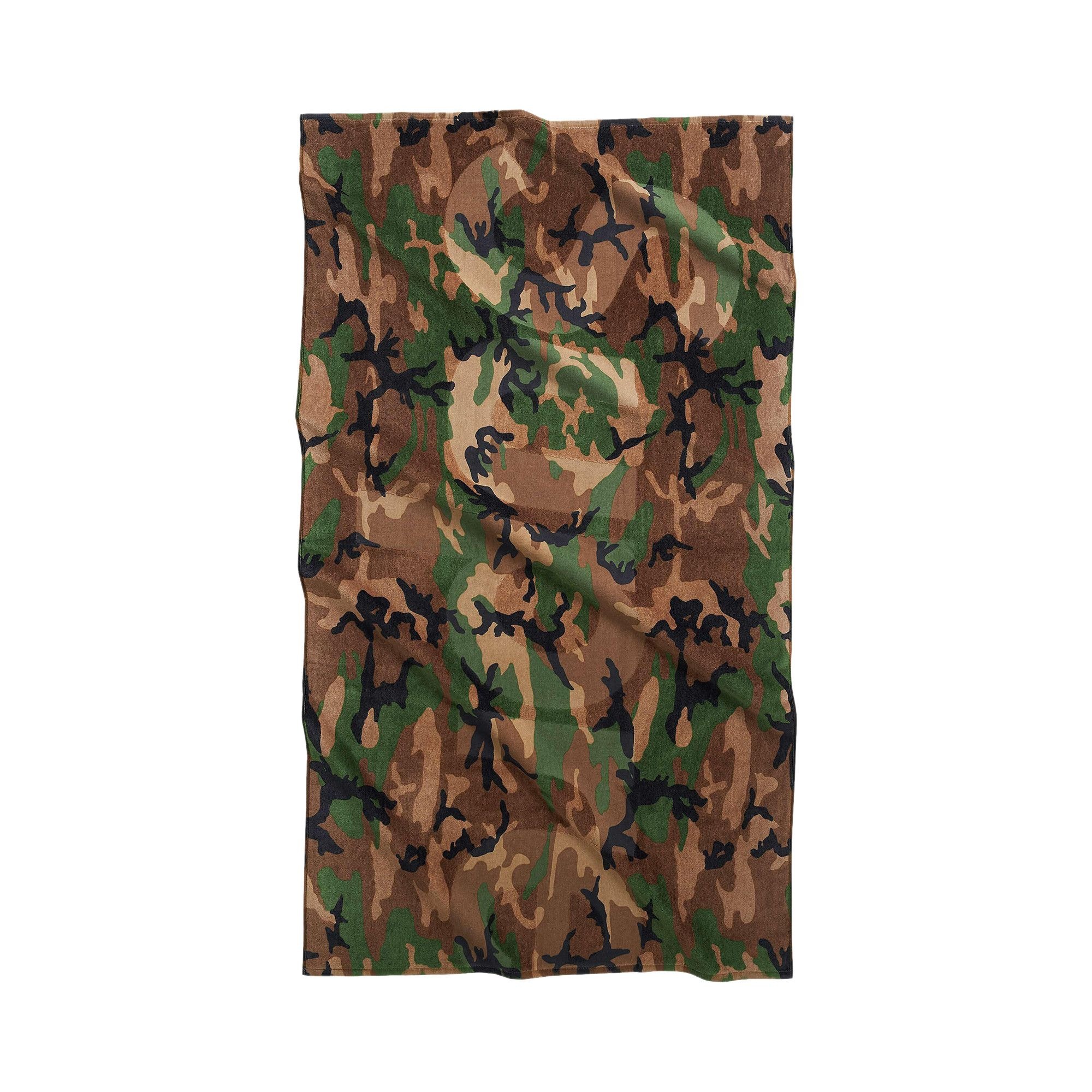 Supreme Tonal Logo Towel 'Woodland Camo' - 1