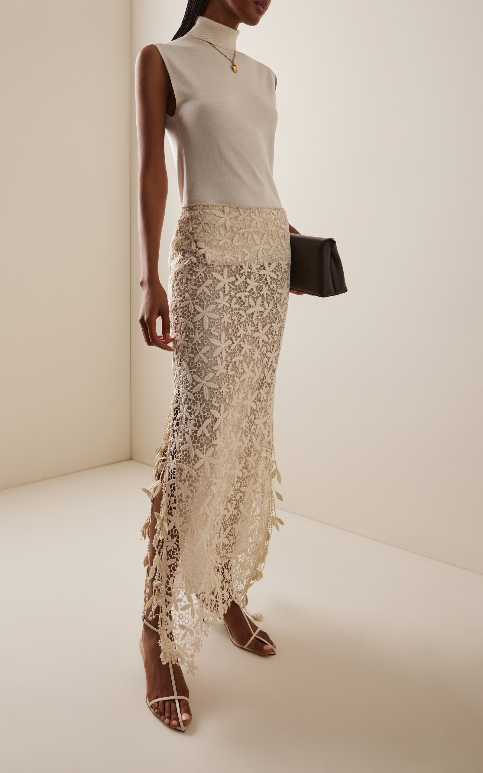 Sleeveless Wool-Silk Turtleneck Top ivory - 3