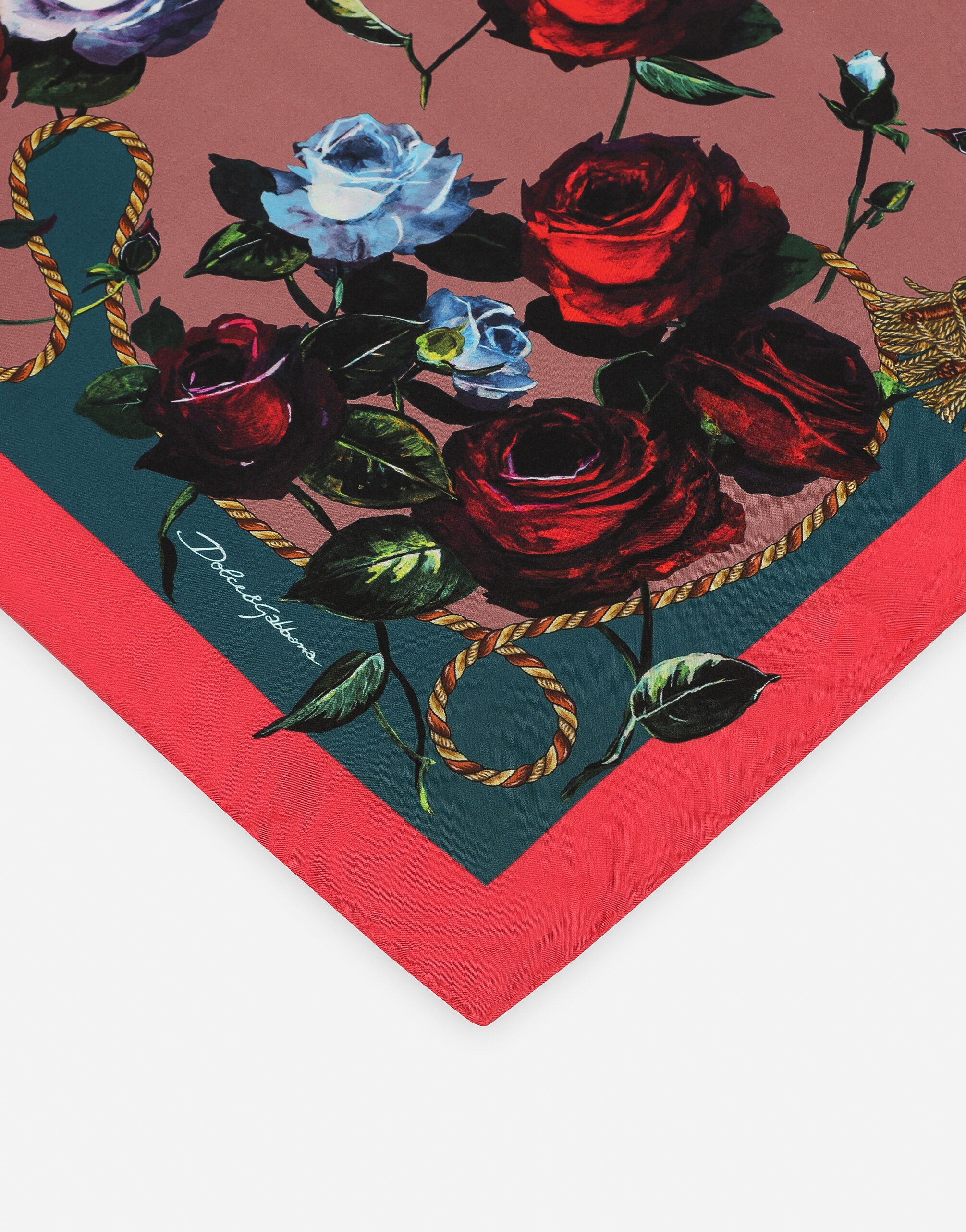 Twill scarf with vintage rose print (70 x 70) - 2