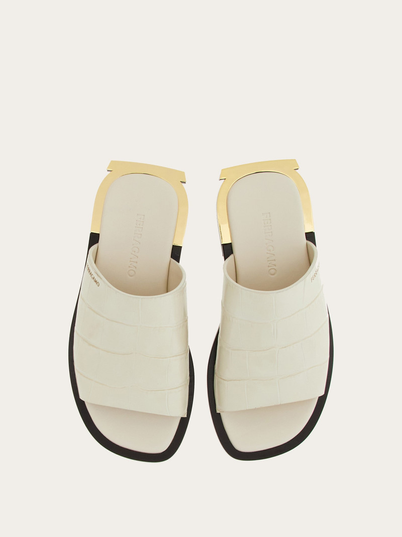 Slide with Gancini heel 2