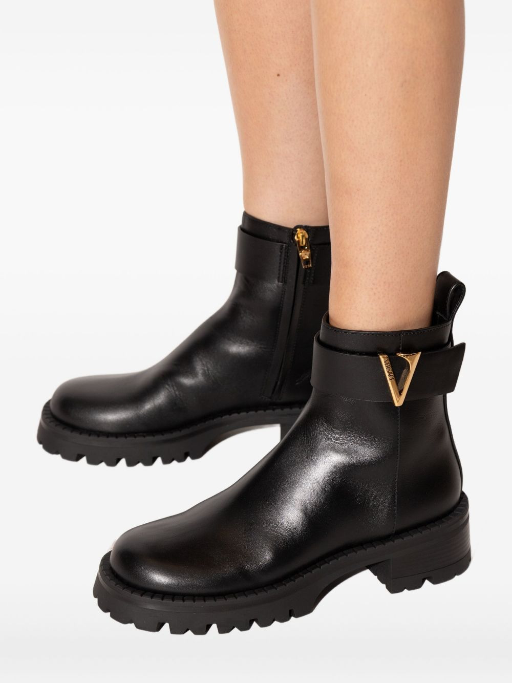 V-Ankle buckle-detail boots - 5
