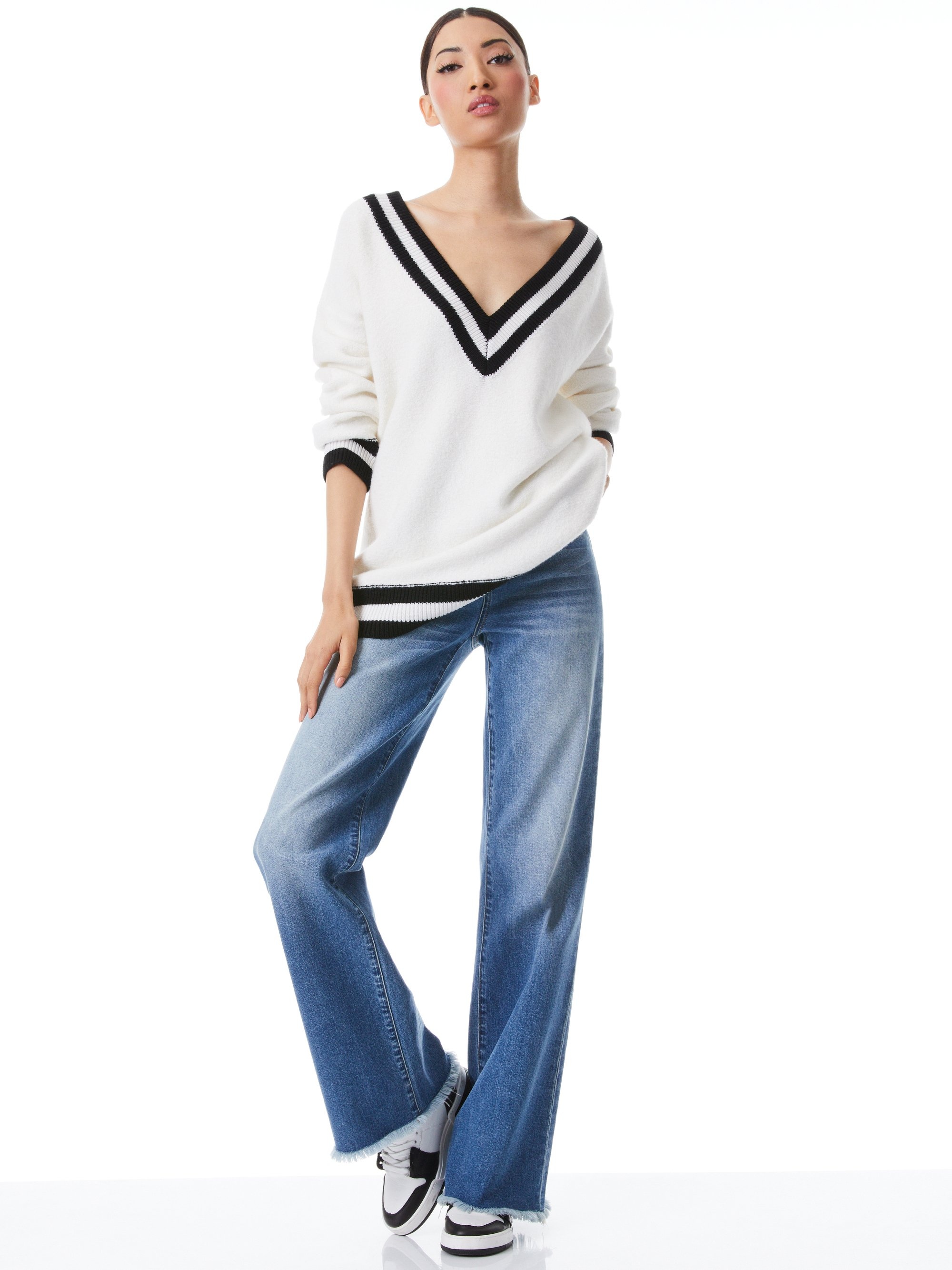 CLEMENT V-NECK VARISTY STRIPE PULLOVER - 4
