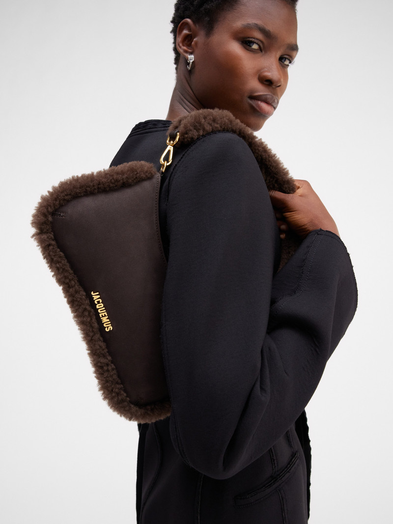 JACQUEMUS Le Bisou doux outlook