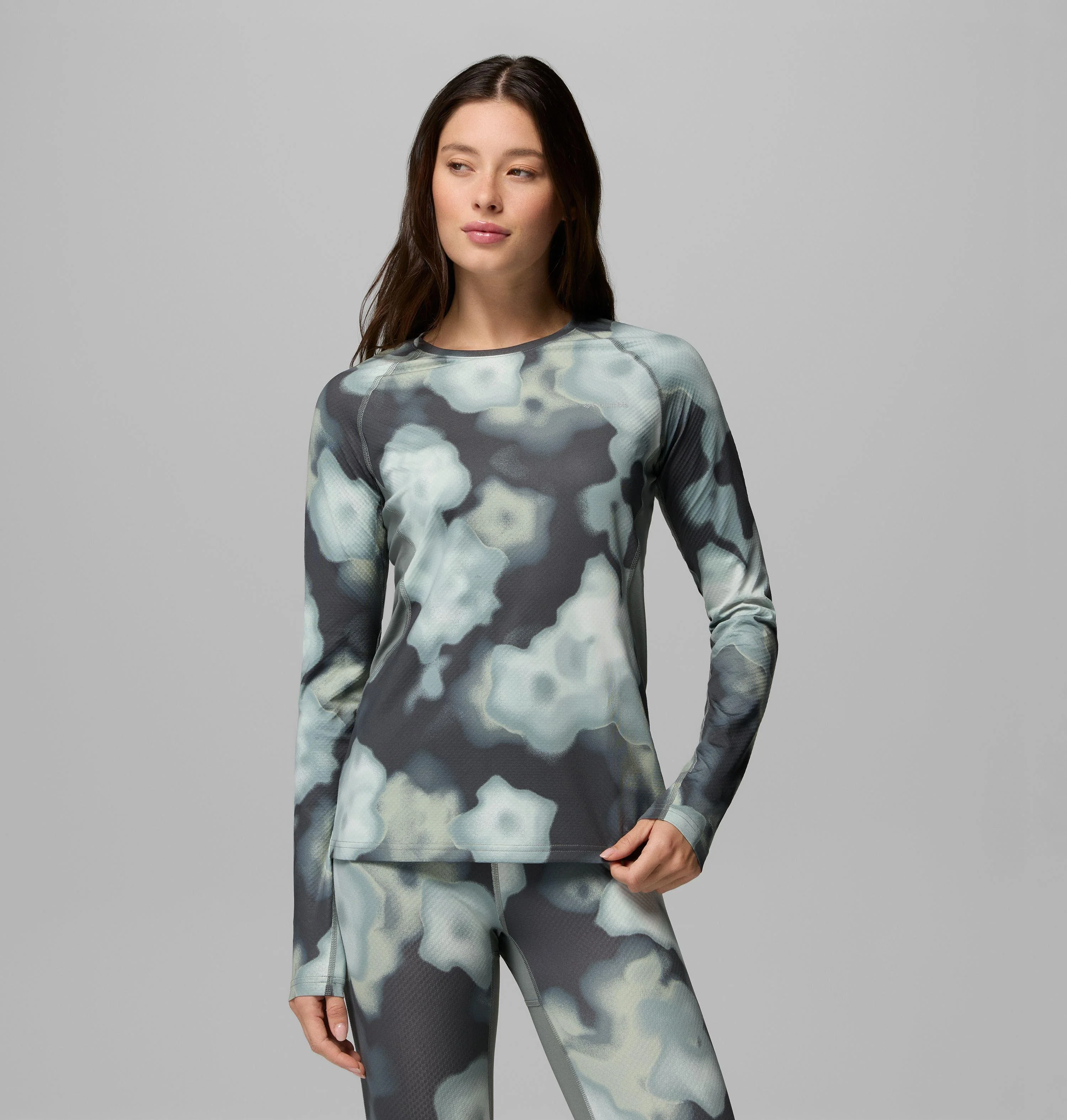 Women's Omni-Heat Infinity Baselayer Crew - 1